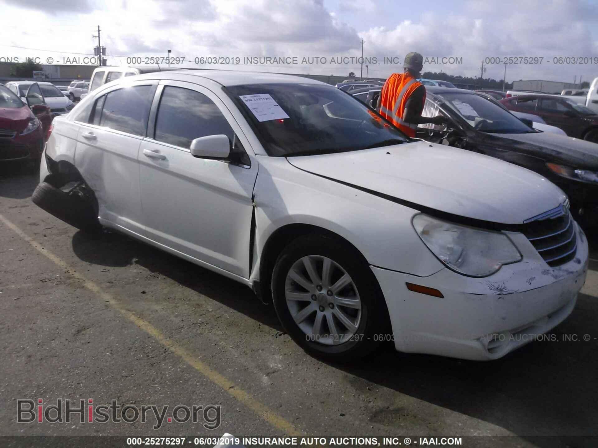 Фотография 1C3CC5FB3AN224012 - CHRYSLER SEBRING 2010