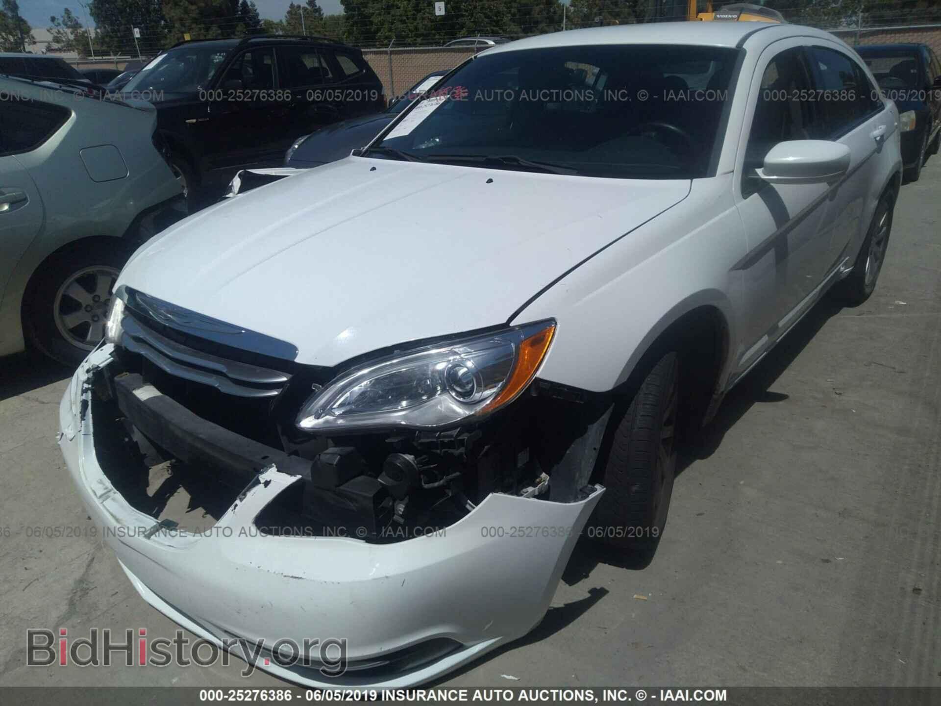 2013 CHRYSLER 200 - VIN: 1C3CCBBG9DN528045 - Photo 2