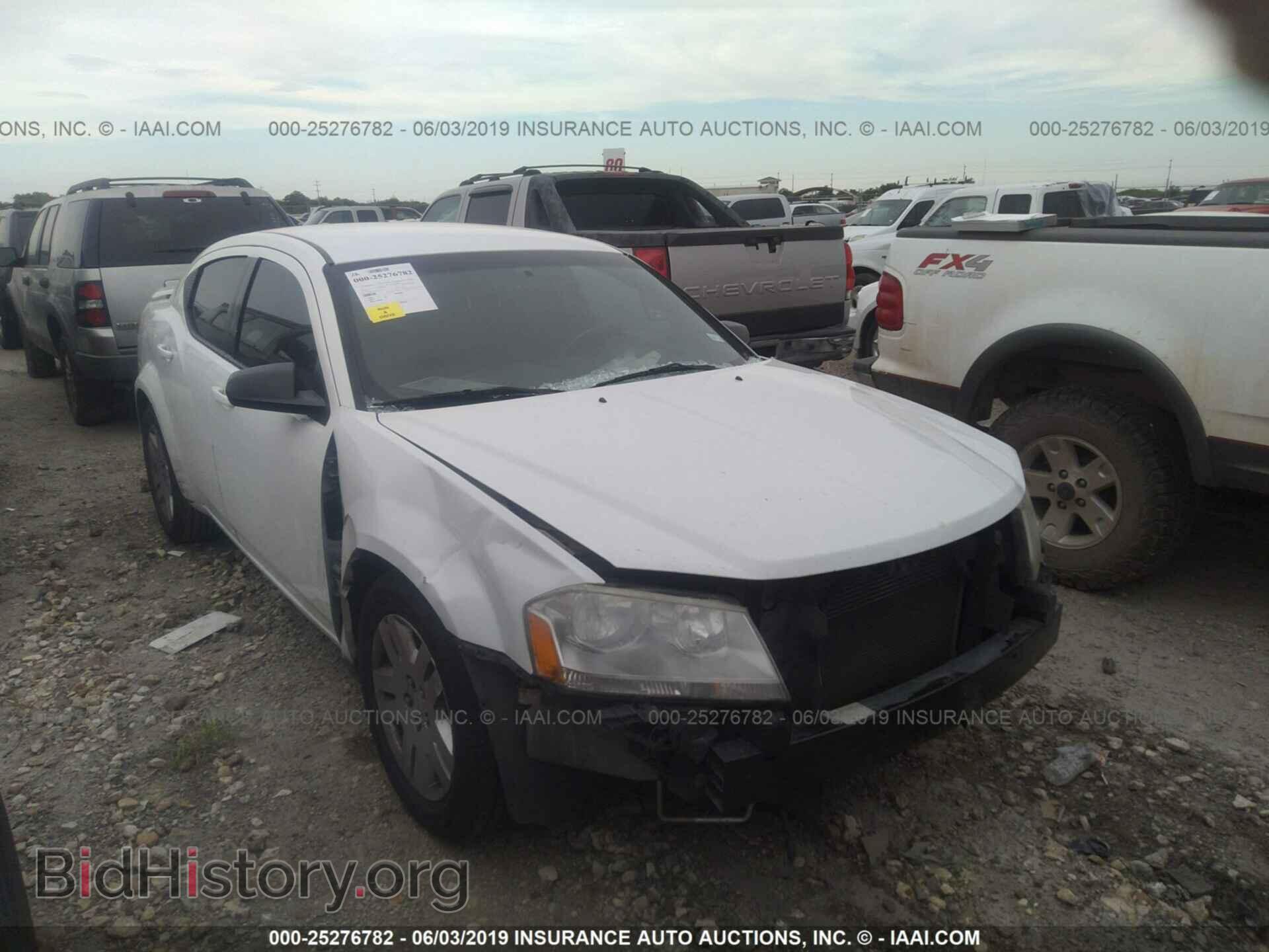 Фотография 1B3BD4FB7BN578472 - DODGE AVENGER 2011