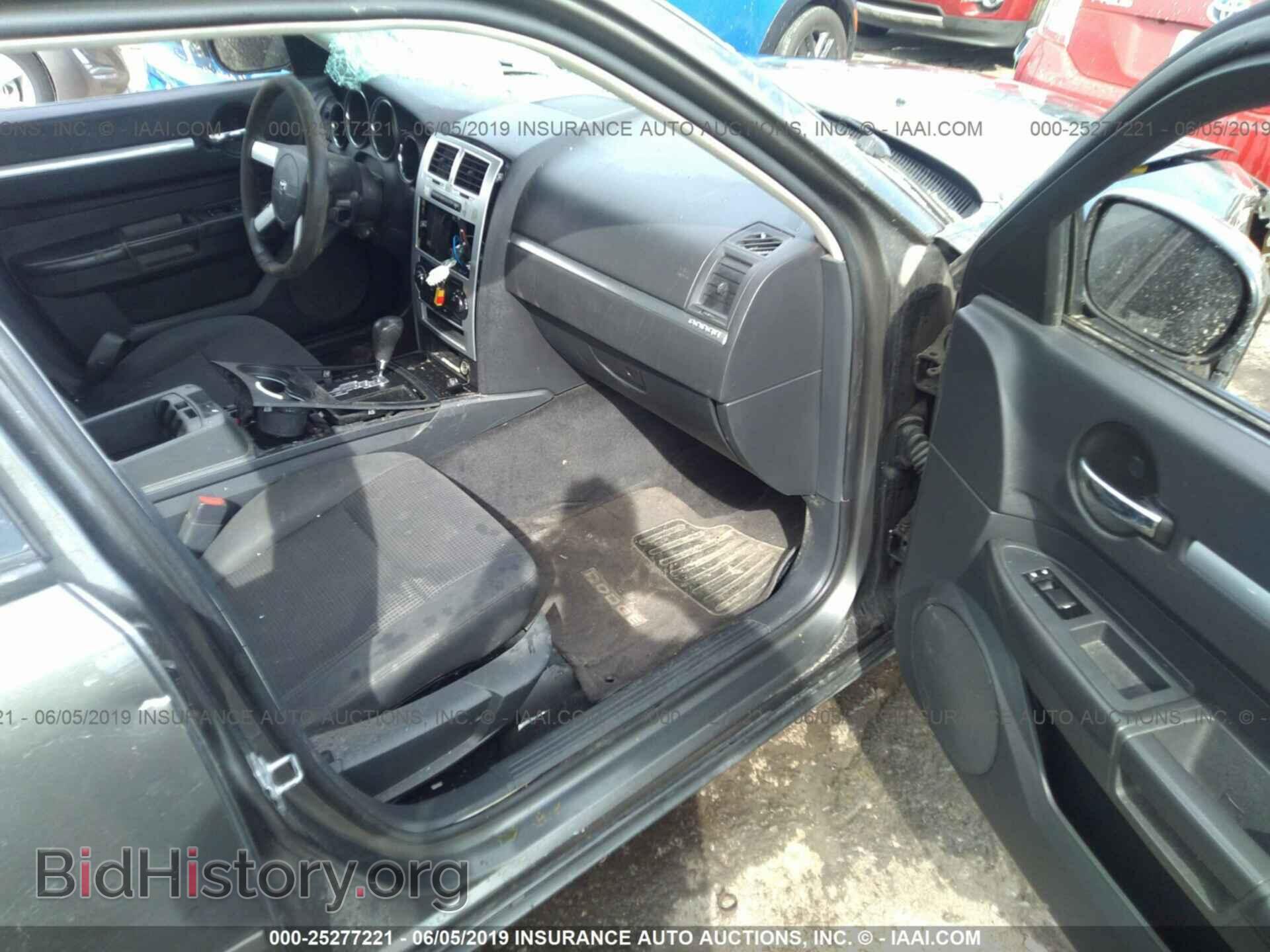 2010 DODGE CHARGER - VIN: 2B3CA3CV2AH267688 - Фото 5