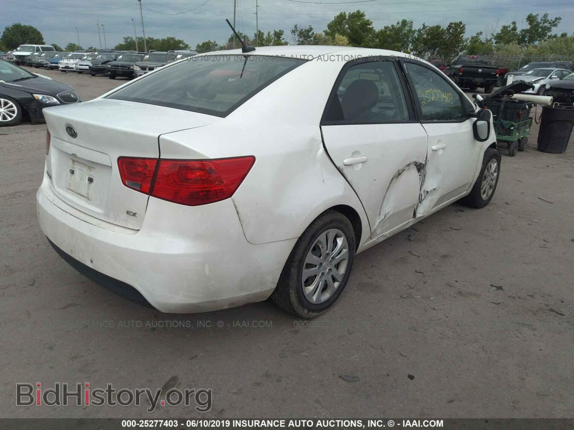 2013 KIA FORTE - VIN: KNAFU4A21D5705353 - Фото 4