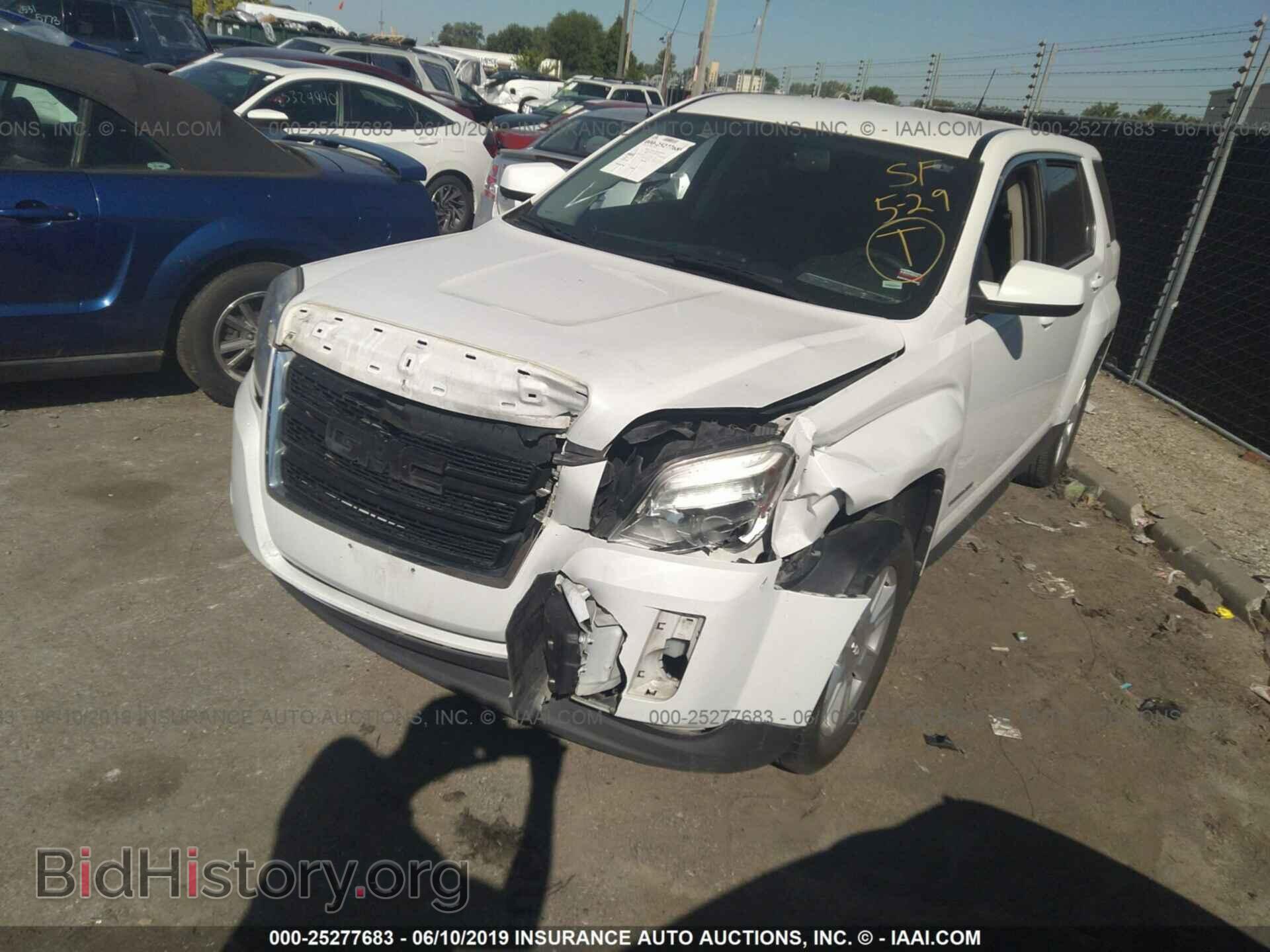 2011 GMC TERRAIN - VIN: 2CTALMEC9B6396384 - Фото 2