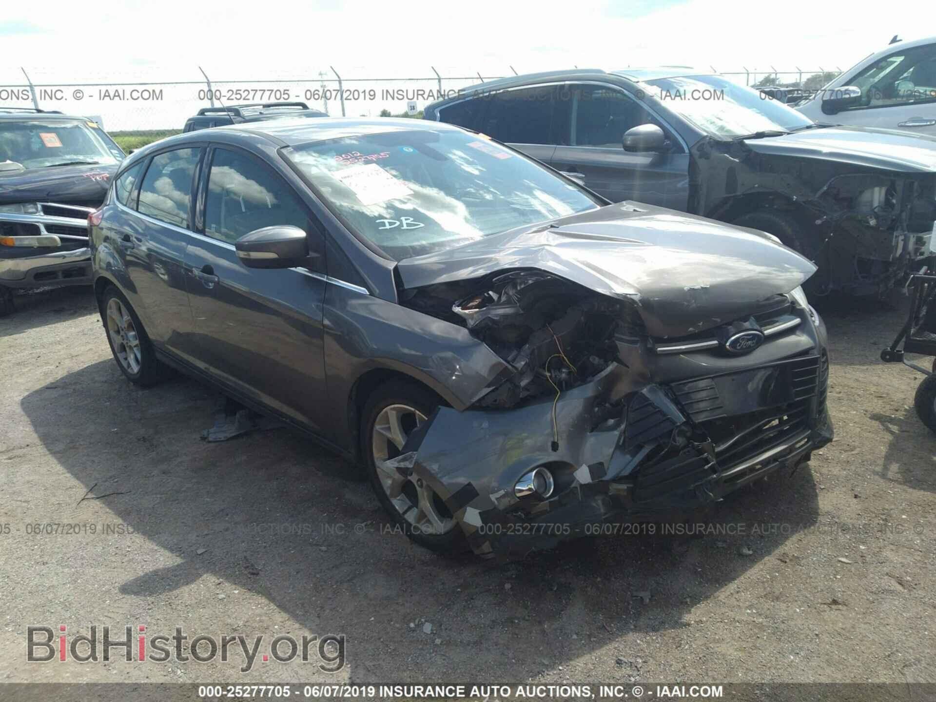 Photo 1FAHP3M25CL104794 - FORD FOCUS 2012