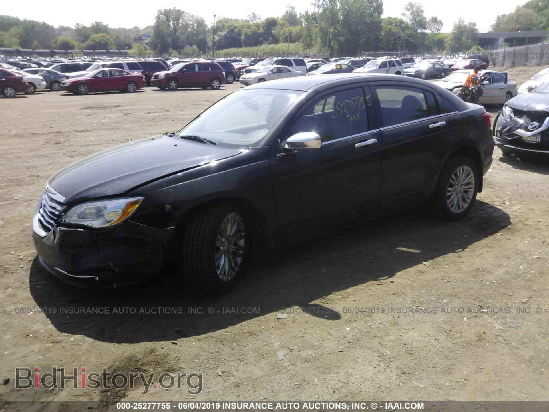 2013 CHRYSLER 200 - VIN: 1C3CCBCG6DN609972 - Photo 2