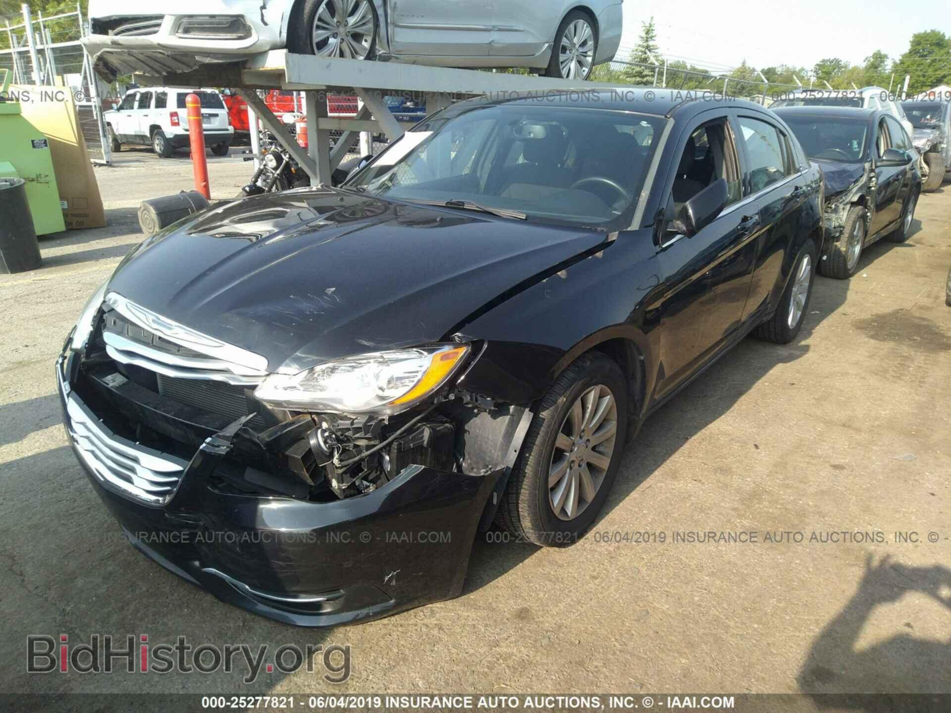 2014 CHRYSLER 200 - VIN: 1C3CCBBB6EN107454 - Photo 2