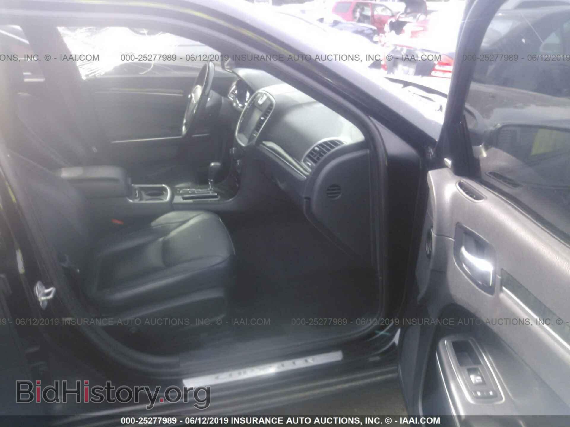 2012 CHRYSLER 300C - VIN: 2C3CCAET5CH283660 - Photo 5