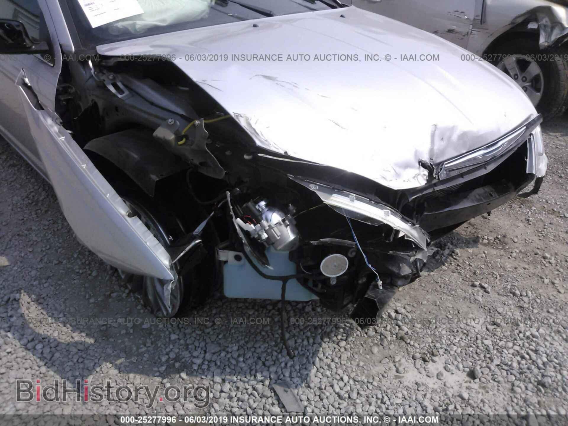 2011 CHRYSLER 200 - VIN: 1C3BC2FG6BN620040 - Фото 6