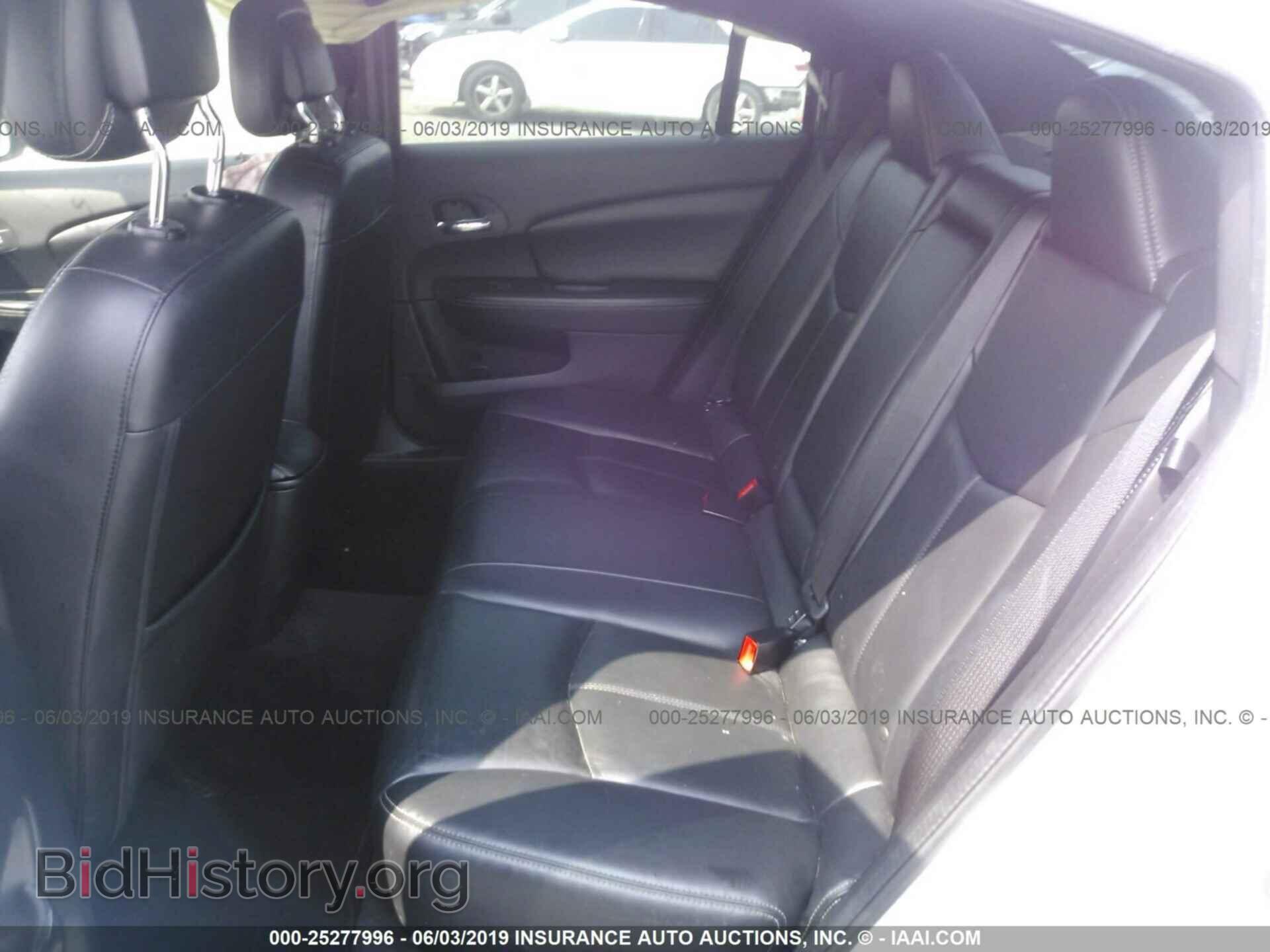 2011 CHRYSLER 200 - VIN: 1C3BC2FG6BN620040 - Фото 8