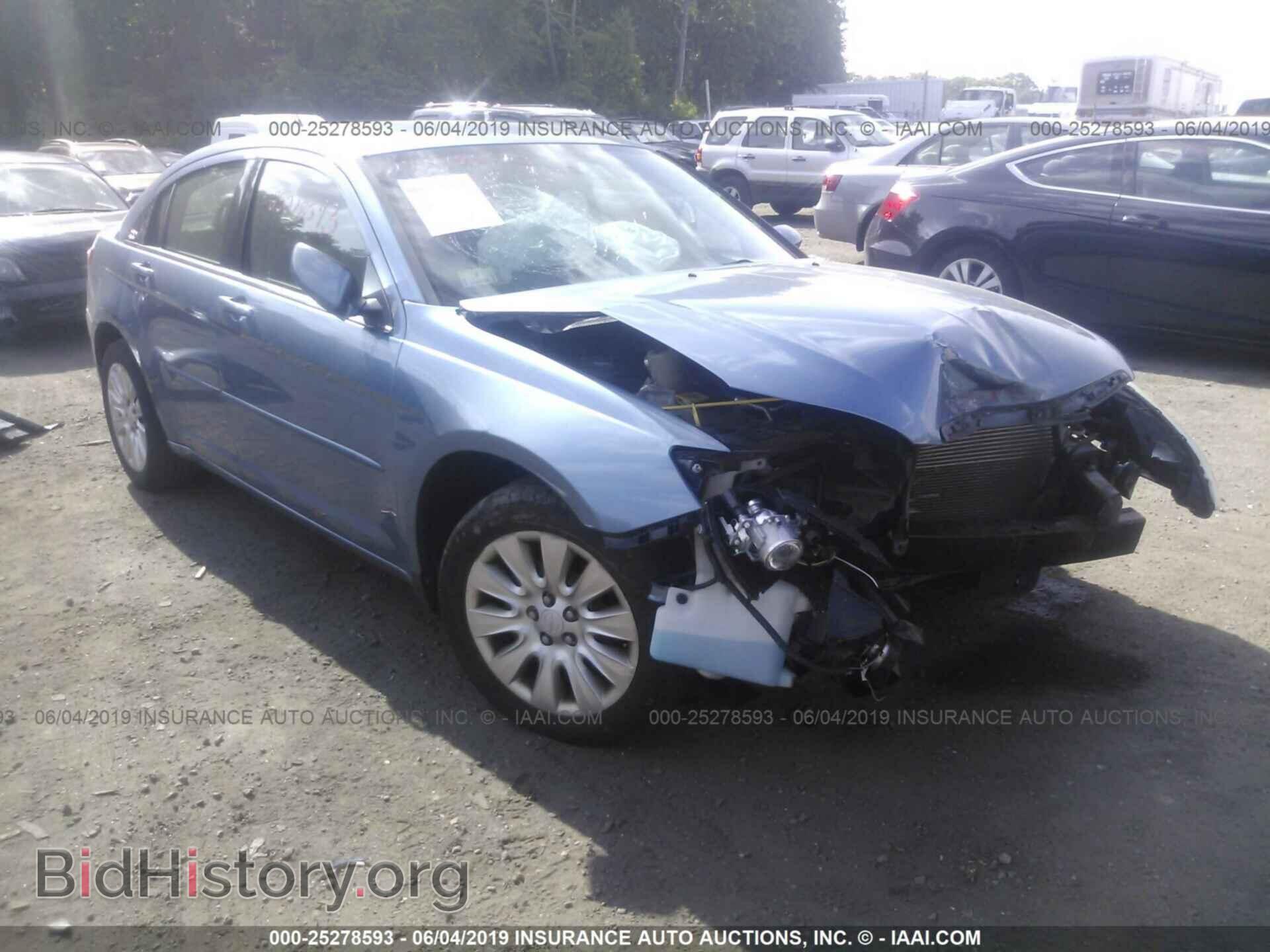 Фотография 1C3BC4FBXBN545553 - CHRYSLER 200 2011