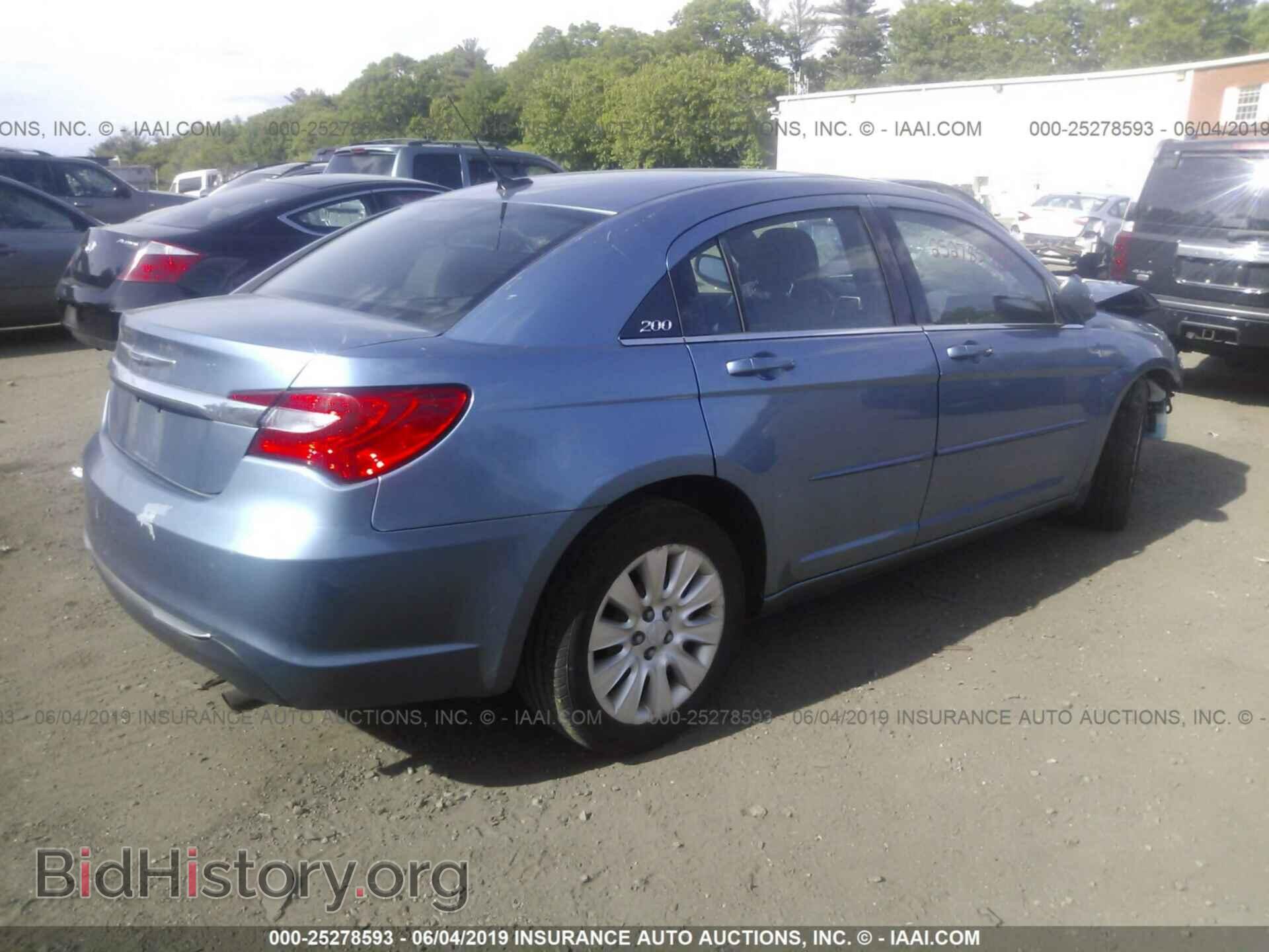 2011 CHRYSLER 200 - VIN: 1C3BC4FBXBN545553 - Photo 4