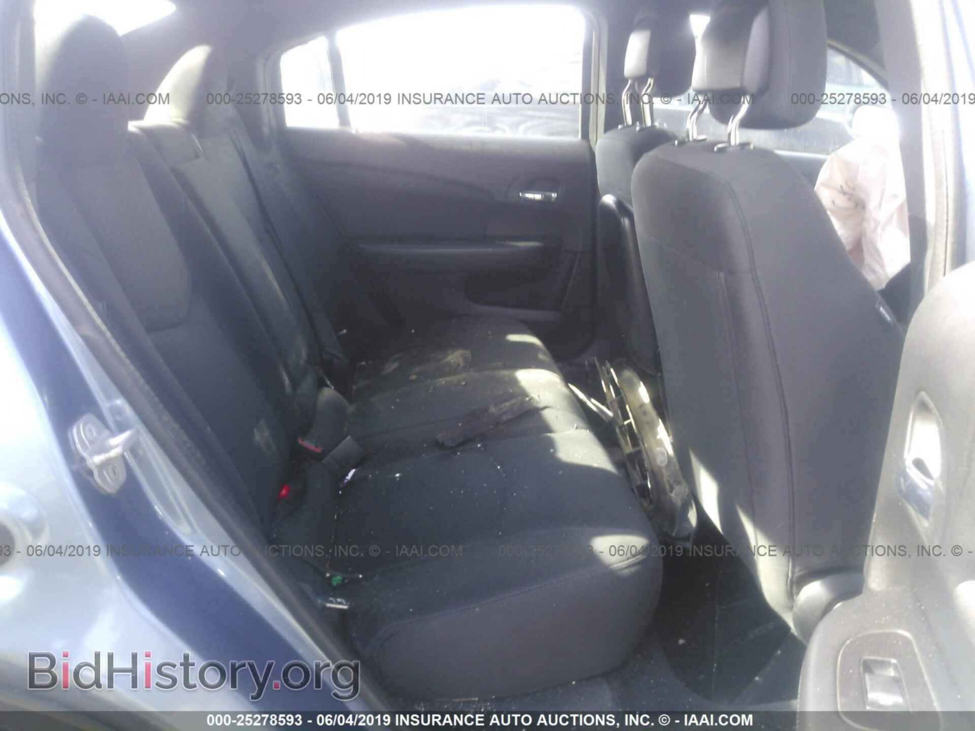 2011 CHRYSLER 200 - VIN: 1C3BC4FBXBN545553 - Photo 8