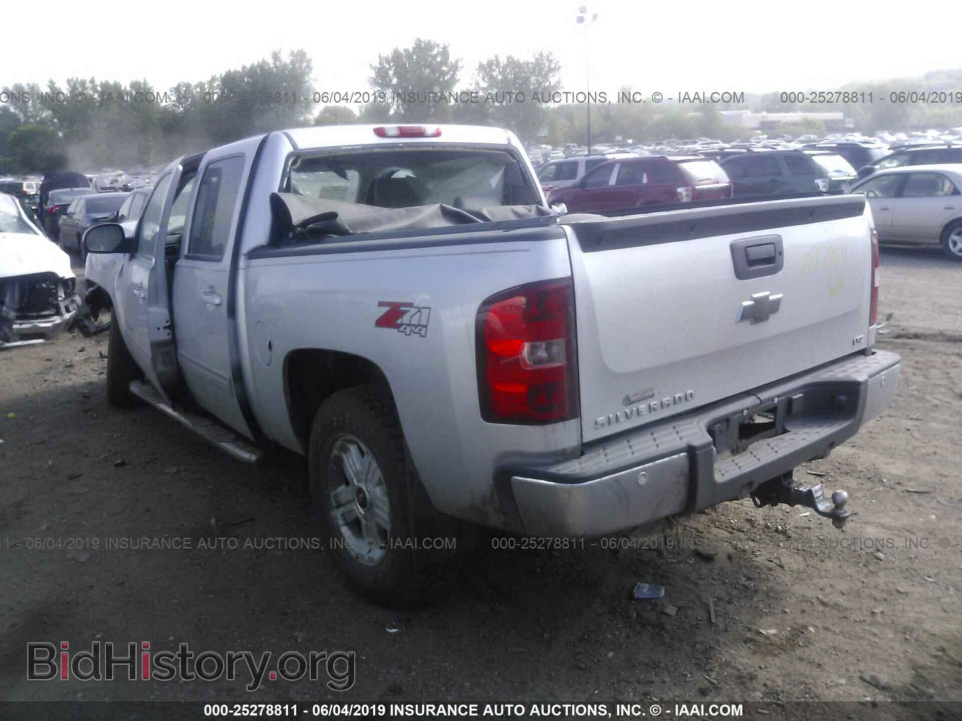 2013 CHEVROLET SILVERADO - VIN: 3GCPKTE71DG373355 - Фото 3