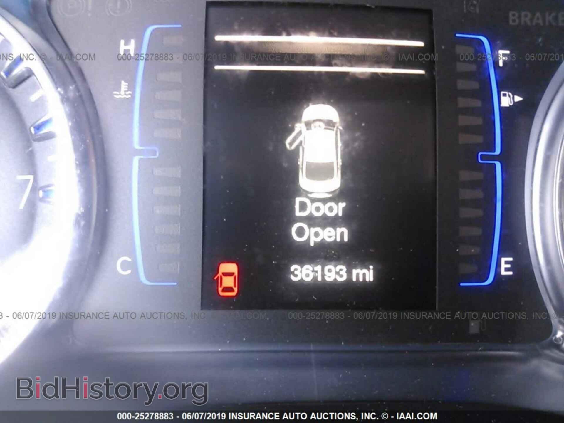 2016 CHRYSLER 200 - VIN: 1C3CCCAB2GN129784 - Фото 7