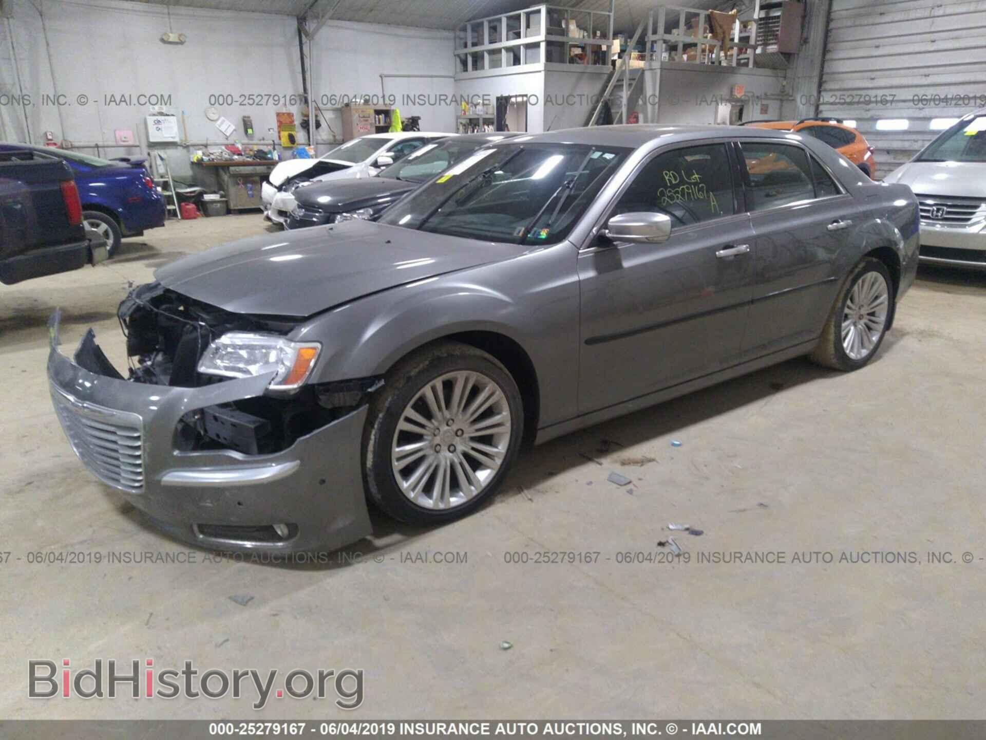 2012 CHRYSLER 300C - VIN: 2C3CCAPT4CH289186 - Фото 2