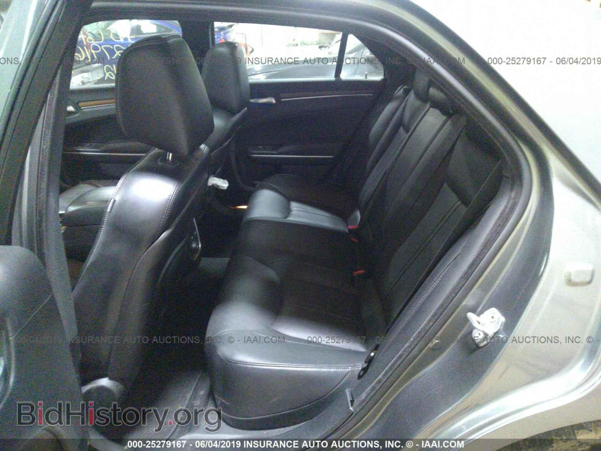 2012 CHRYSLER 300C - VIN: 2C3CCAPT4CH289186 - Фото 8