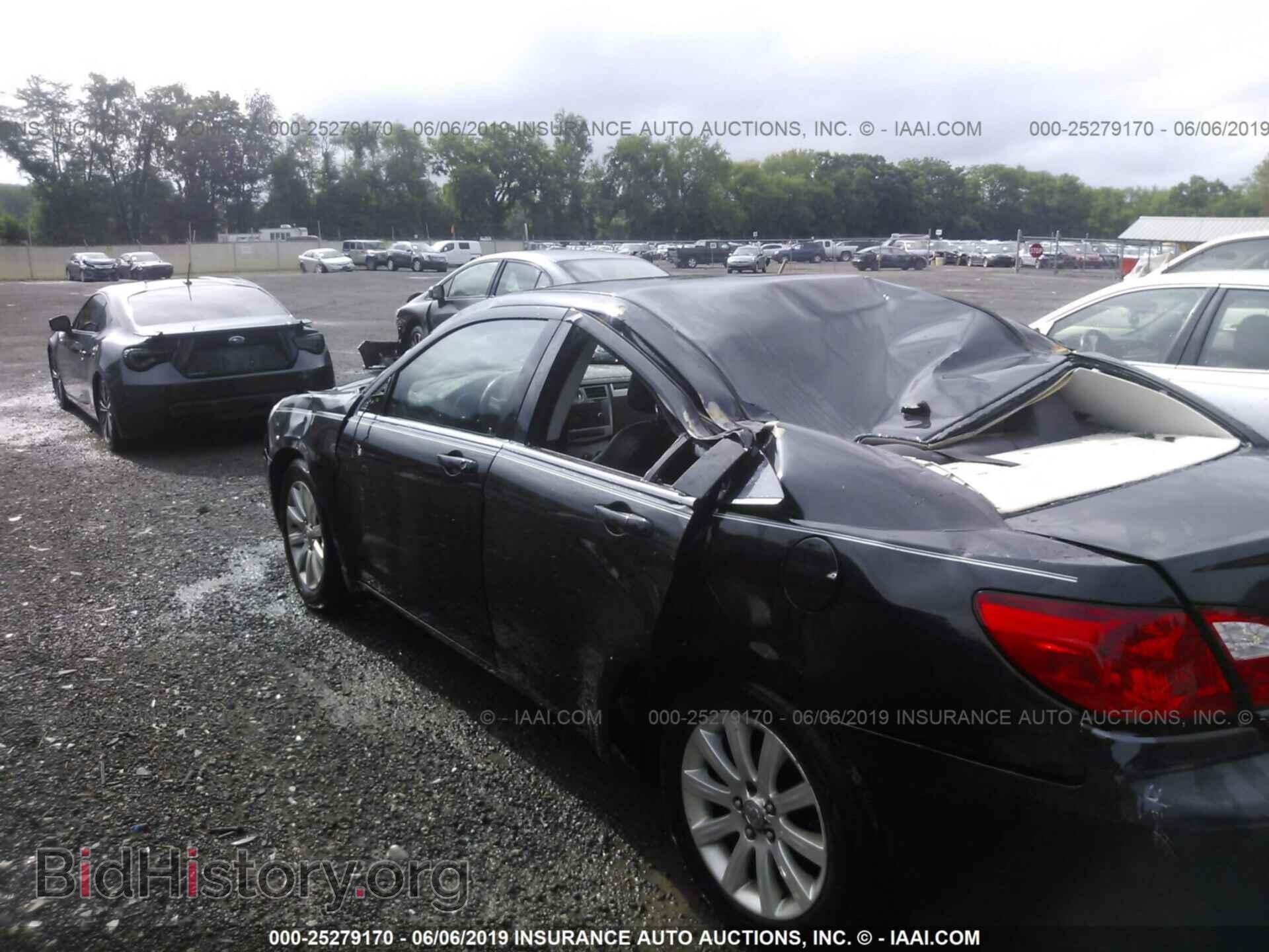 2010 CHRYSLER SEBRING - VIN: 1C3CC5FB3AN143429 - Фото 6