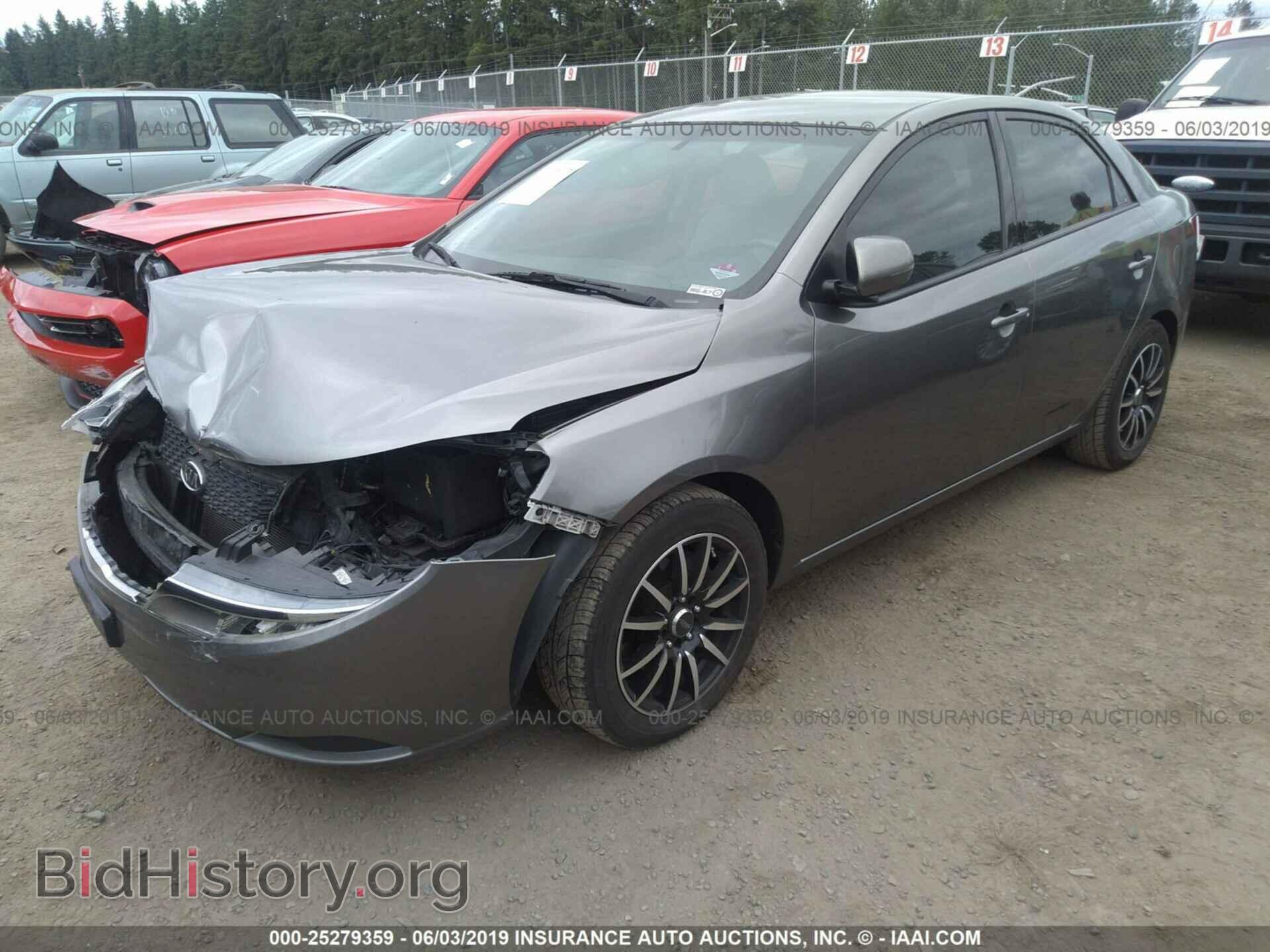 2011 KIA FORTE - VIN: KNAFU4A24B5382350 - Фото 2
