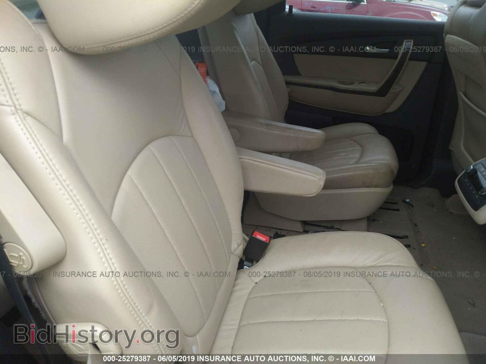 2011 GMC ACADIA - VIN: 1GKKRTED8BJ371663 - Фото 8