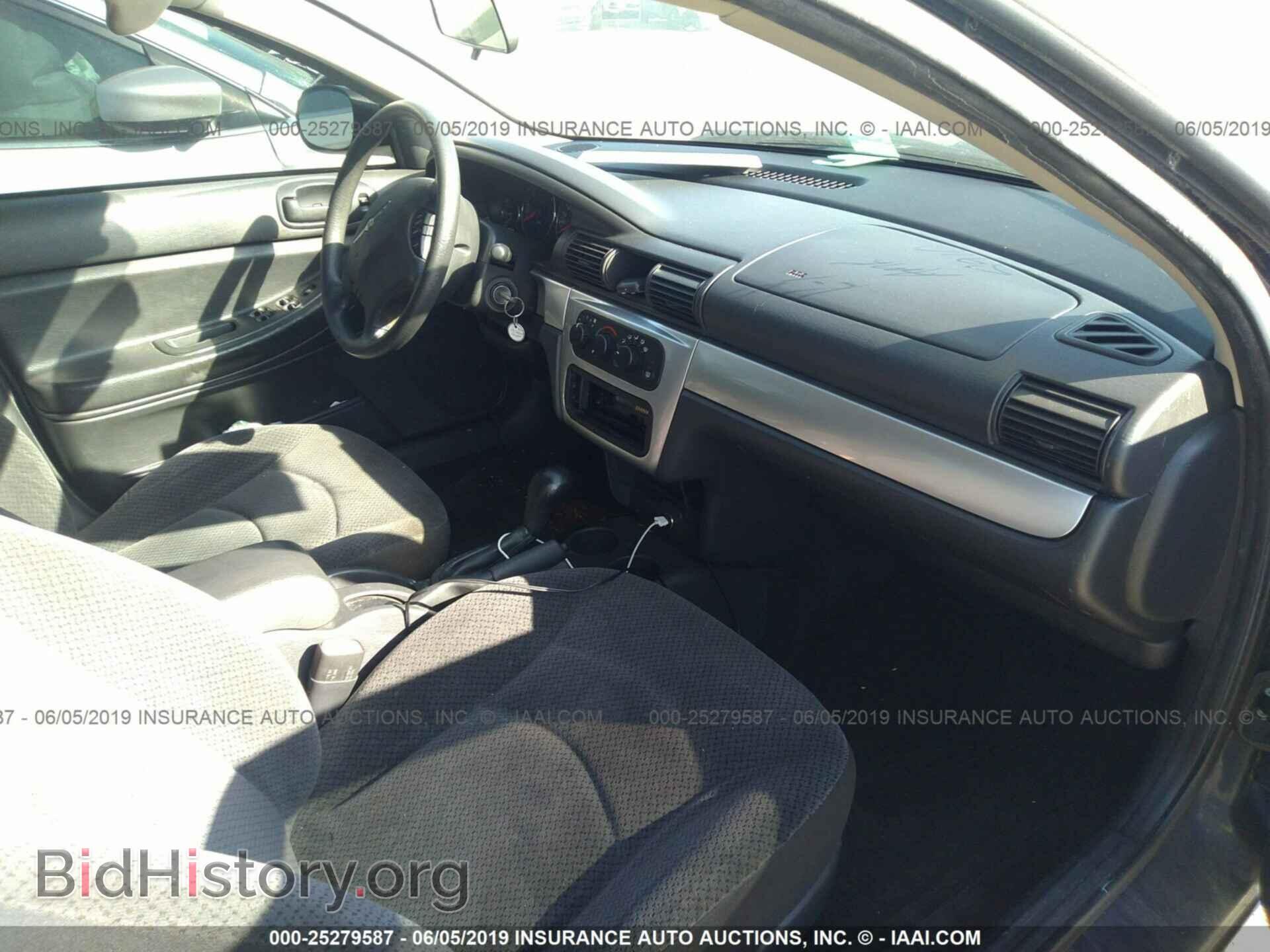 2006 CHRYSLER SEBRING - VIN: 1C3AL56T36N165910 - Фото 5
