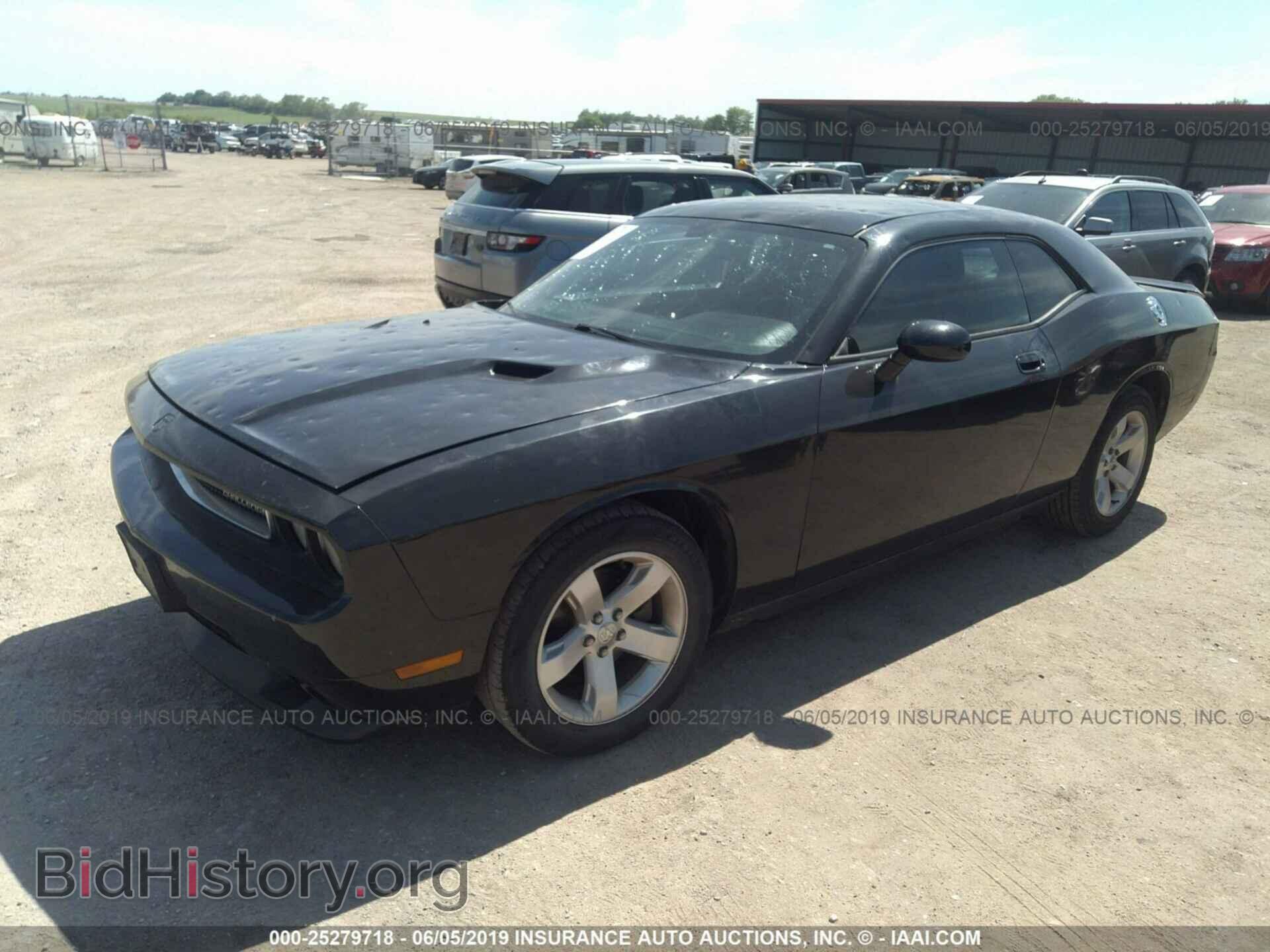 2010 DODGE CHALLENGER - VIN: 2B3CJ4DV7AH208799 - Photo 2