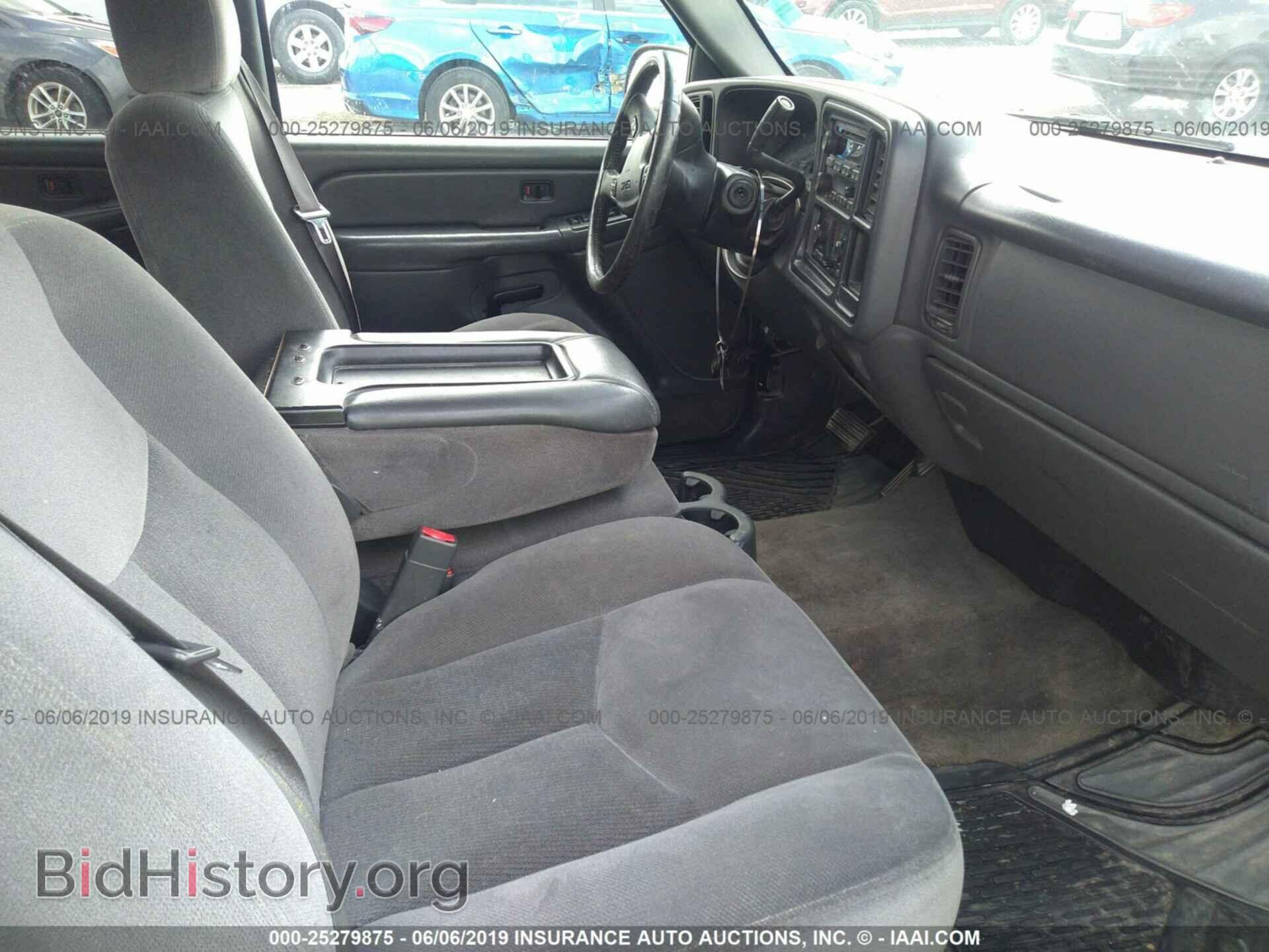 2005 GMC NEW SIERRA - VIN: 2GTEC13T751108880 - Фото 5