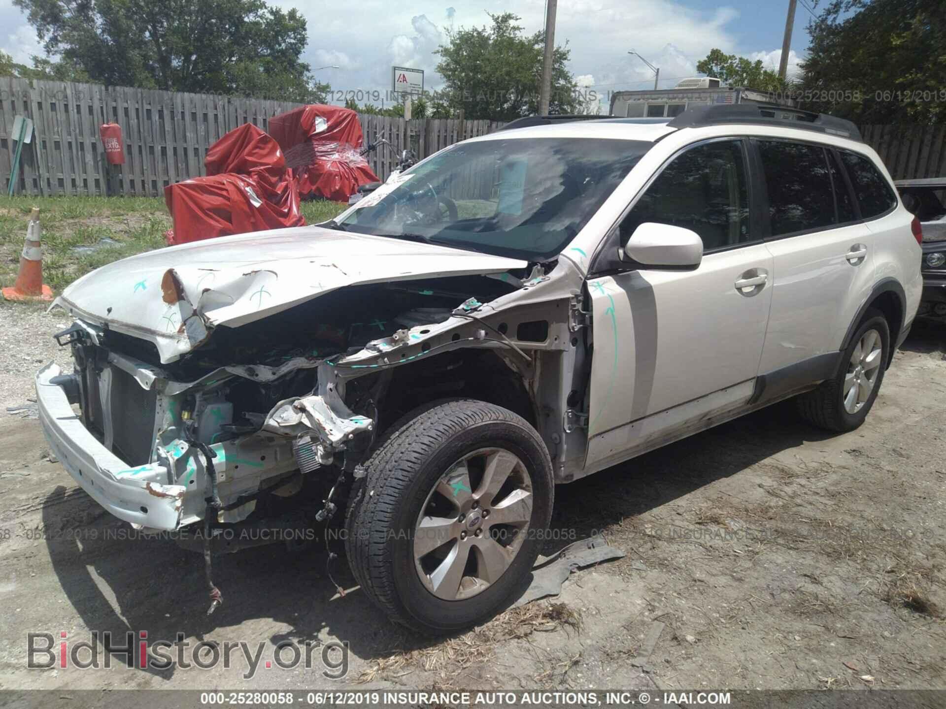 2012 SUBARU OUTBACK - VIN: 4S4BRCKC8C3295998 - Фото 2