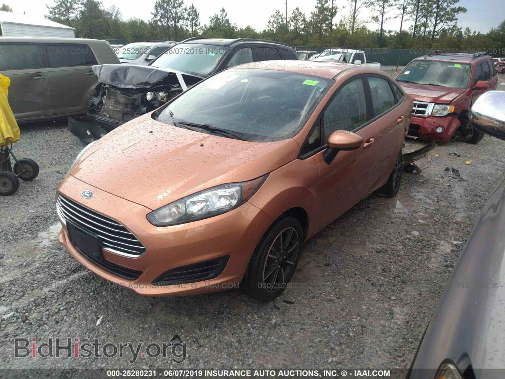 2017 FORD FIESTA - VIN: 3FADP4BJ7HM131371 - Фото 2