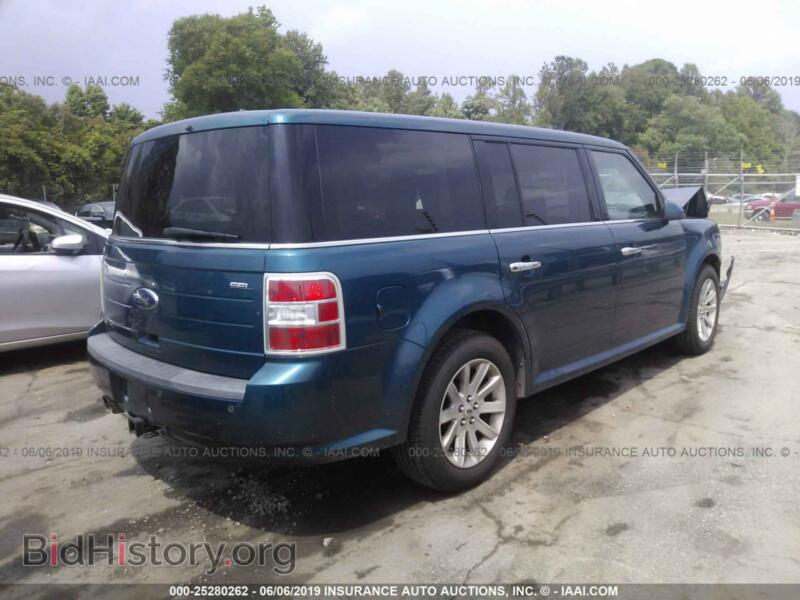 2011 Ford FLEX (VIN 2FMGK5CC5BBD05521) — фото 4 из 10