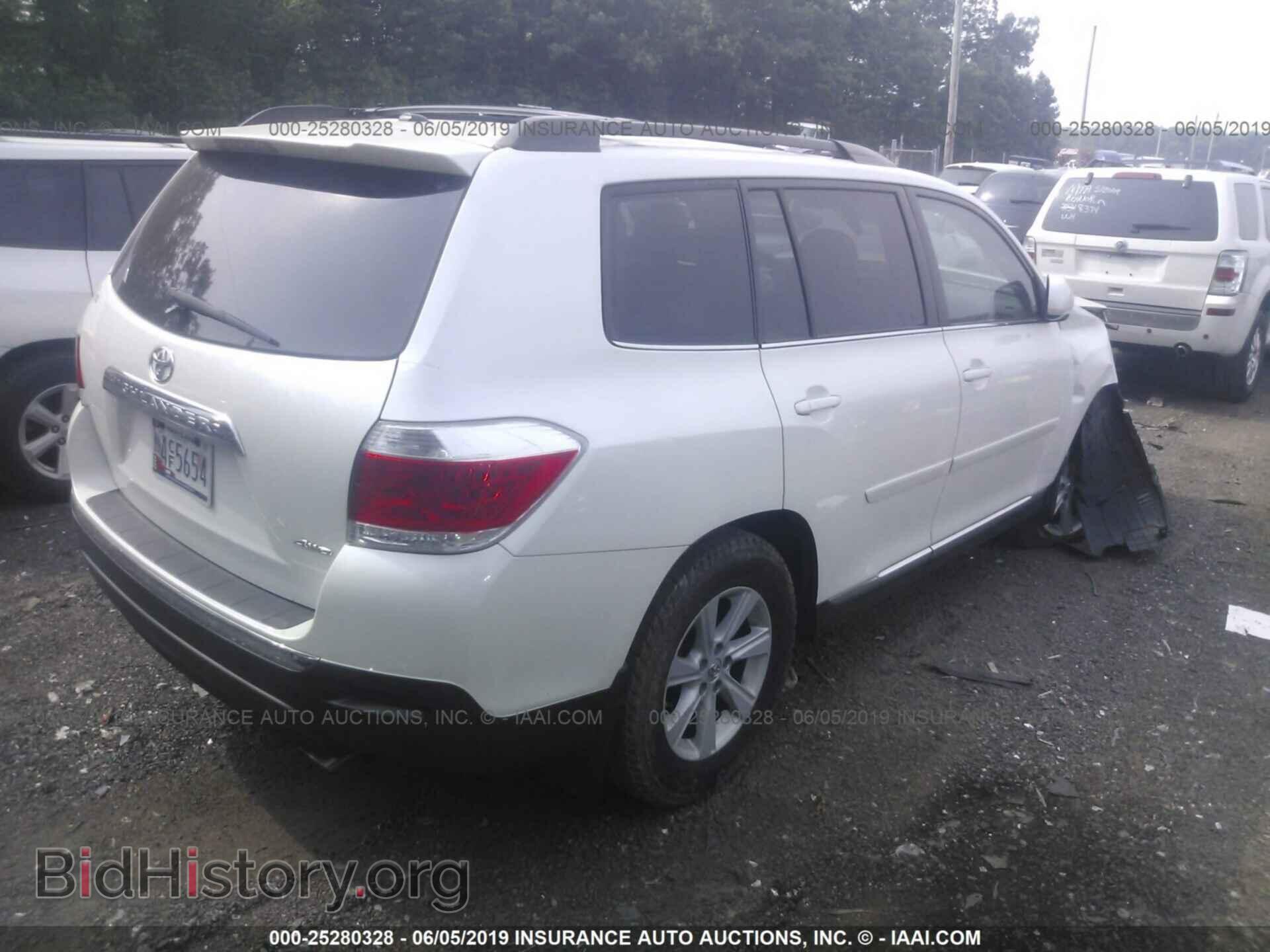 2012 TOYOTA HIGHLANDER - VIN: 5TDBK3EH4CS154943 - Фото 4