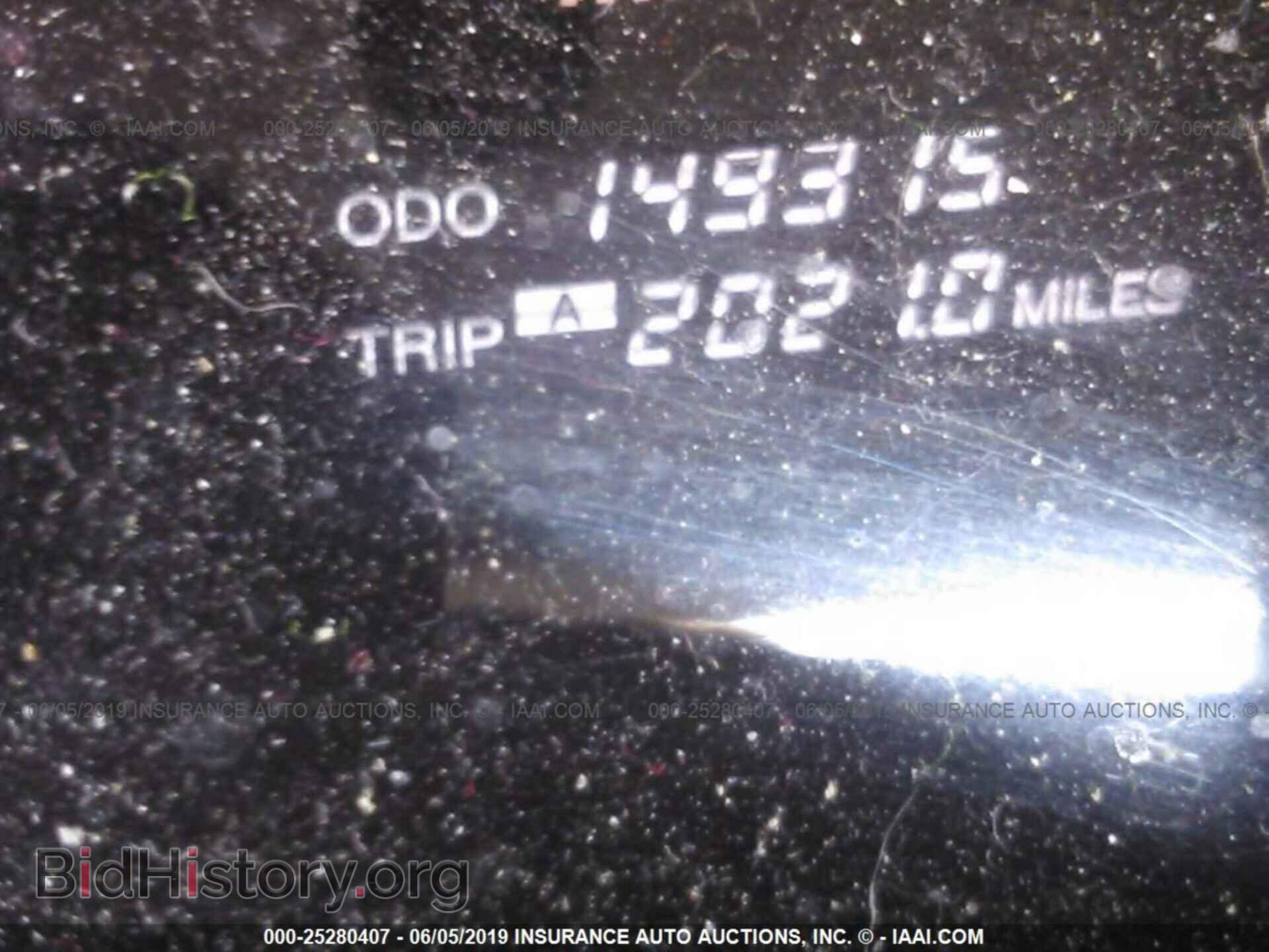 2001 LEXUS LS - VIN: JTHBN30F810033277 - Фото 7