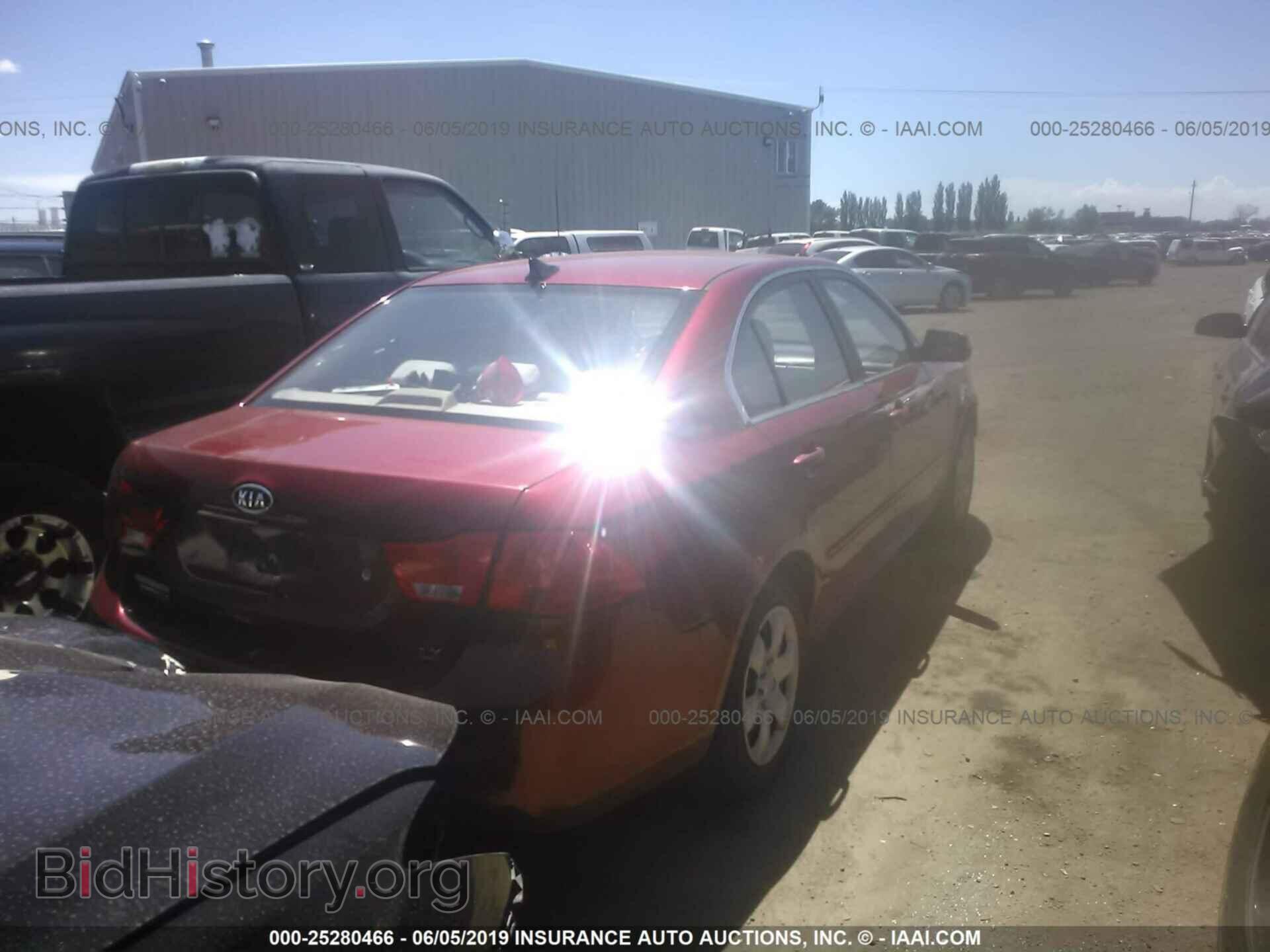 2009 KIA OPTIMA - VIN: KNAGE228495345866 - Фото 4