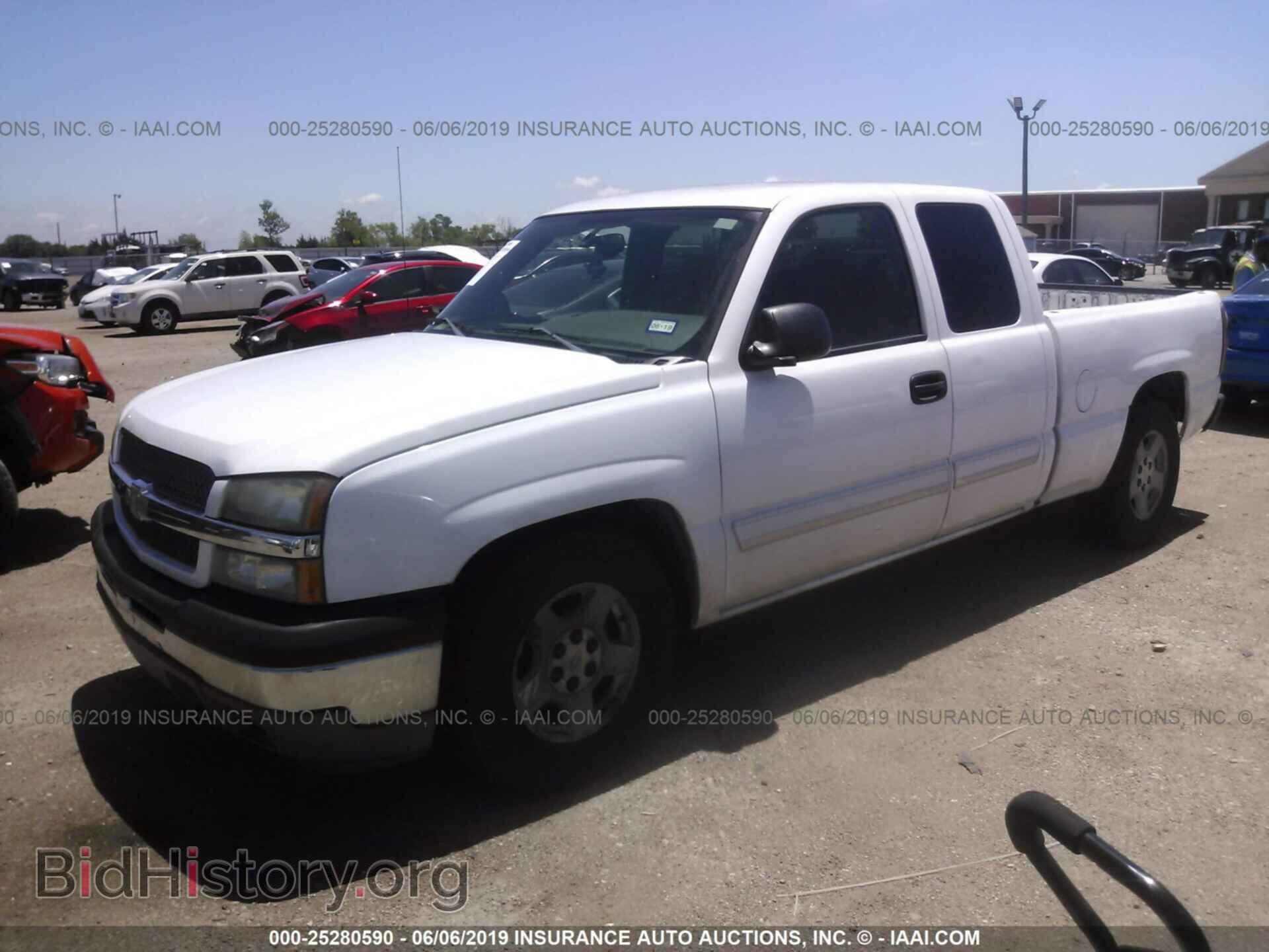 2005 CHEVROLET SILVERADO - VIN: 2GCEC19V751363361 - Фото 2