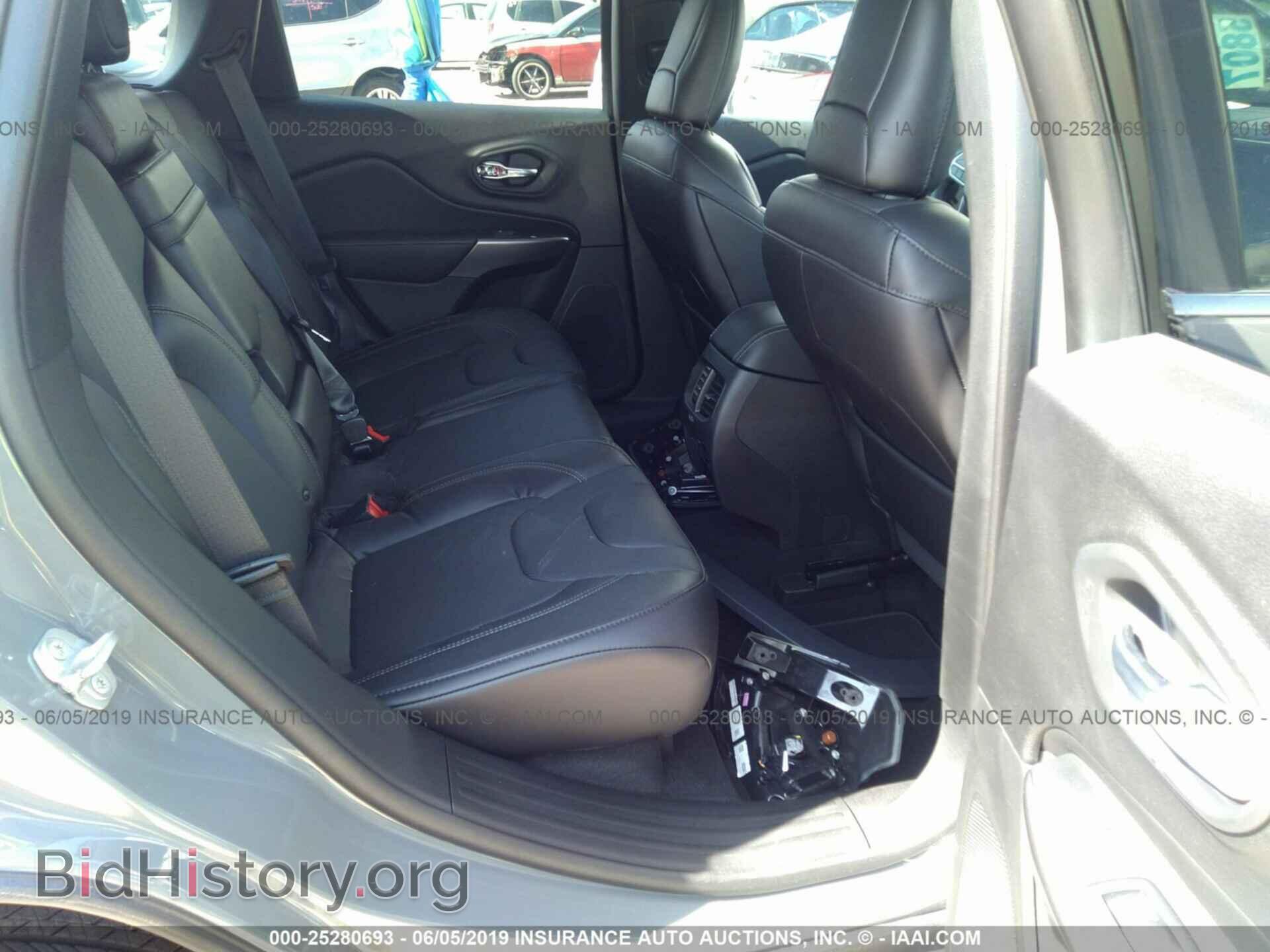 2019 JEEP CHEROKEE - VIN: 1C4PJLDB4KD382036 - Фото 8