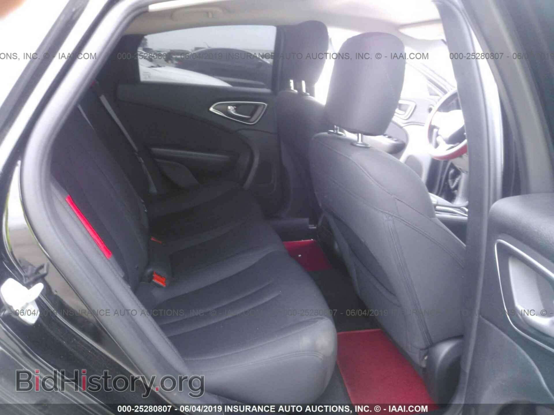 2015 CHRYSLER 200 - VIN: 1C3CCCAB0FN591484 - Photo 8
