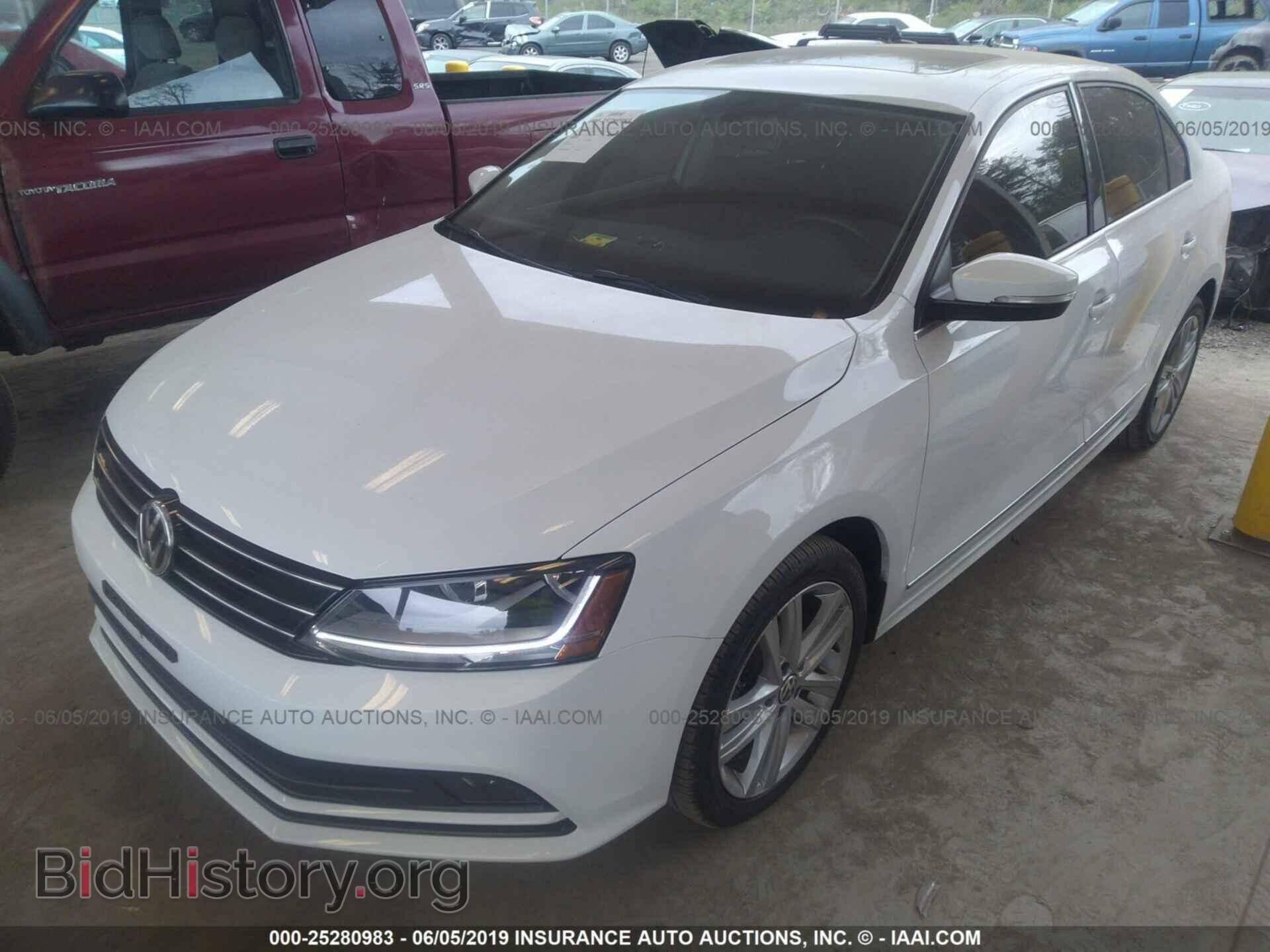 2017 VOLKSWAGEN JETTA - VIN: 3VWL17AJ7HM363802 - Фото 2