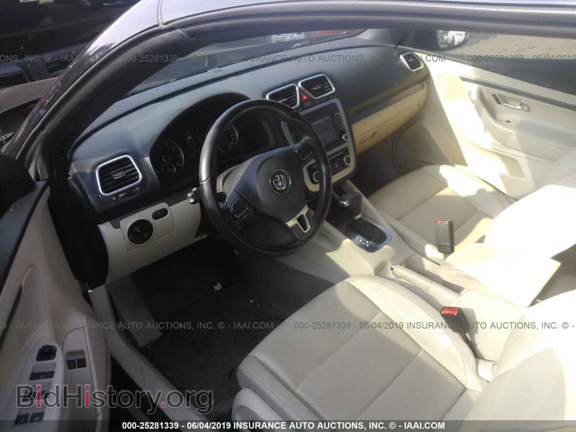 2011 VOLKSWAGEN EOS - VIN: WVWBA7AH4BV002021 - Фото 5