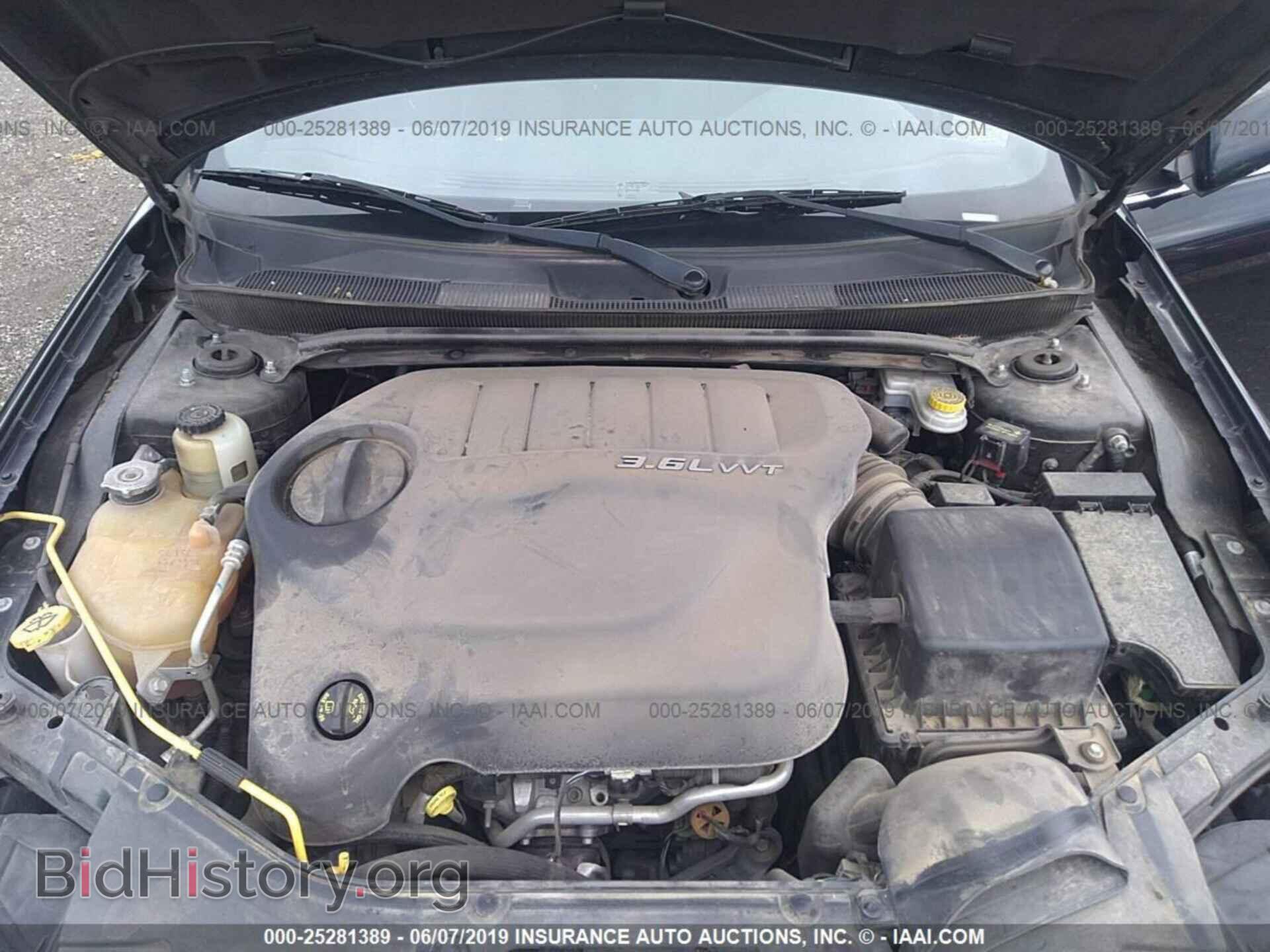 2013 CHRYSLER 200 - VIN: 1C3CCBBG3DN556262 - Photo 10