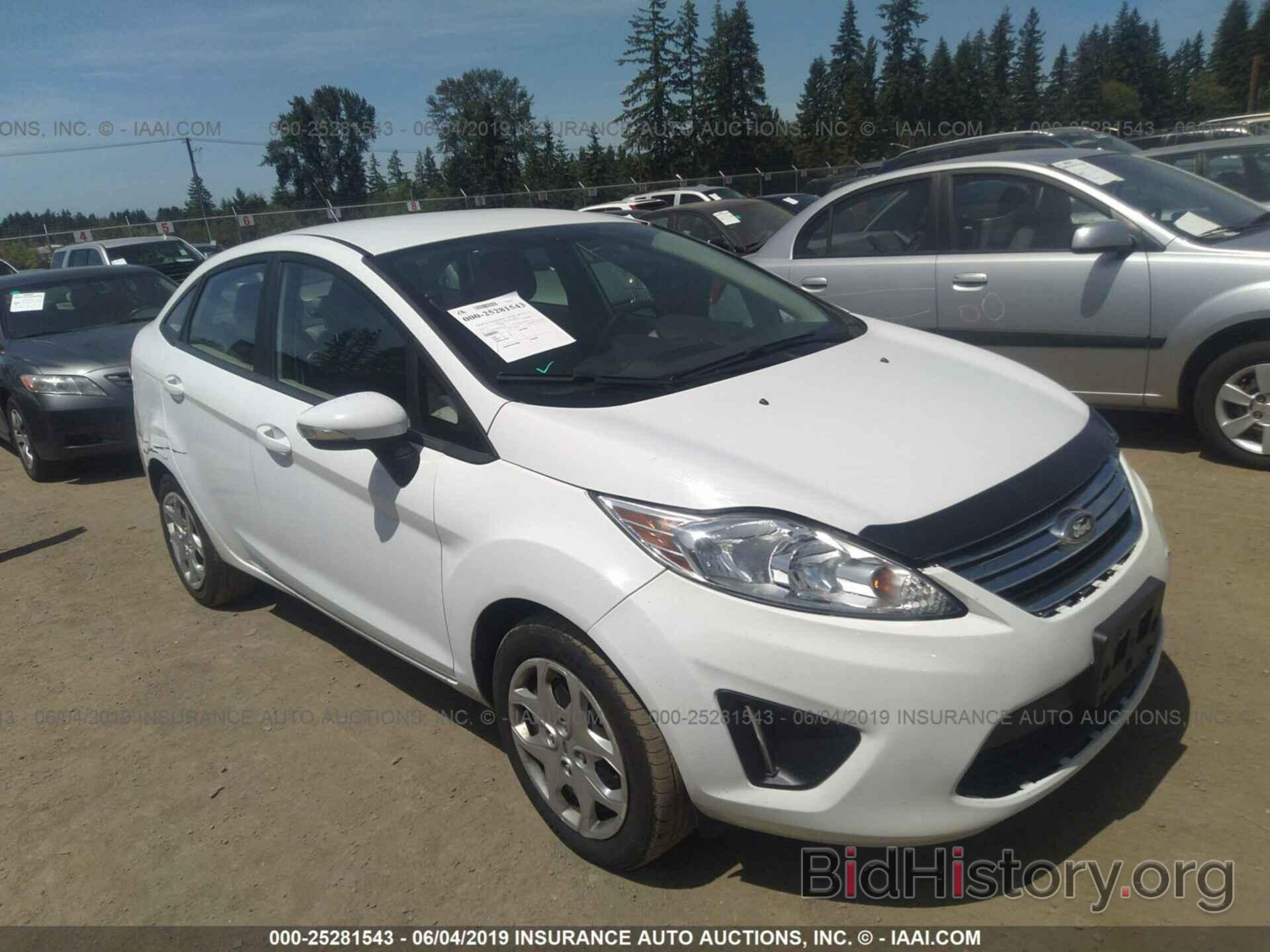 Photo 3FADP4BJ3DM201135 - FORD FIESTA 2013