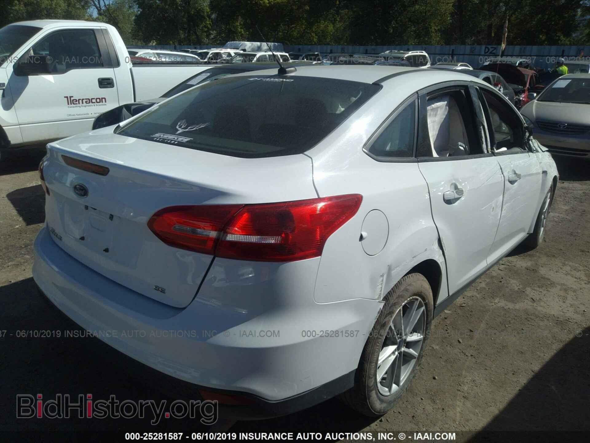 2017 FORD FOCUS - VIN: 1FADP3F24HL290959 - Photo 4