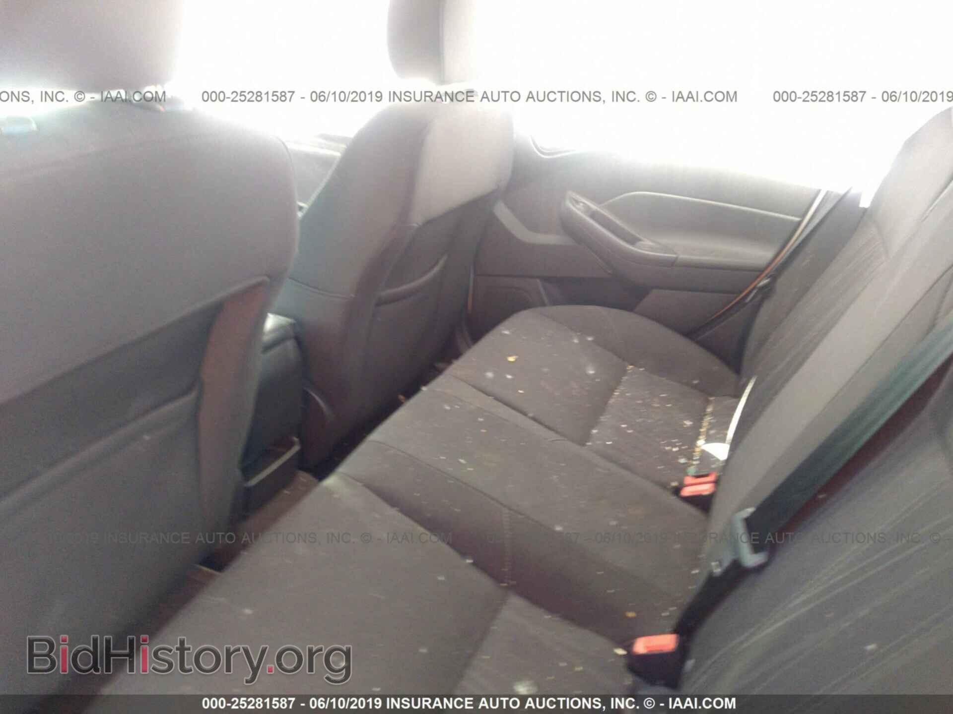 2017 FORD FOCUS - VIN: 1FADP3F24HL290959 - Photo 8