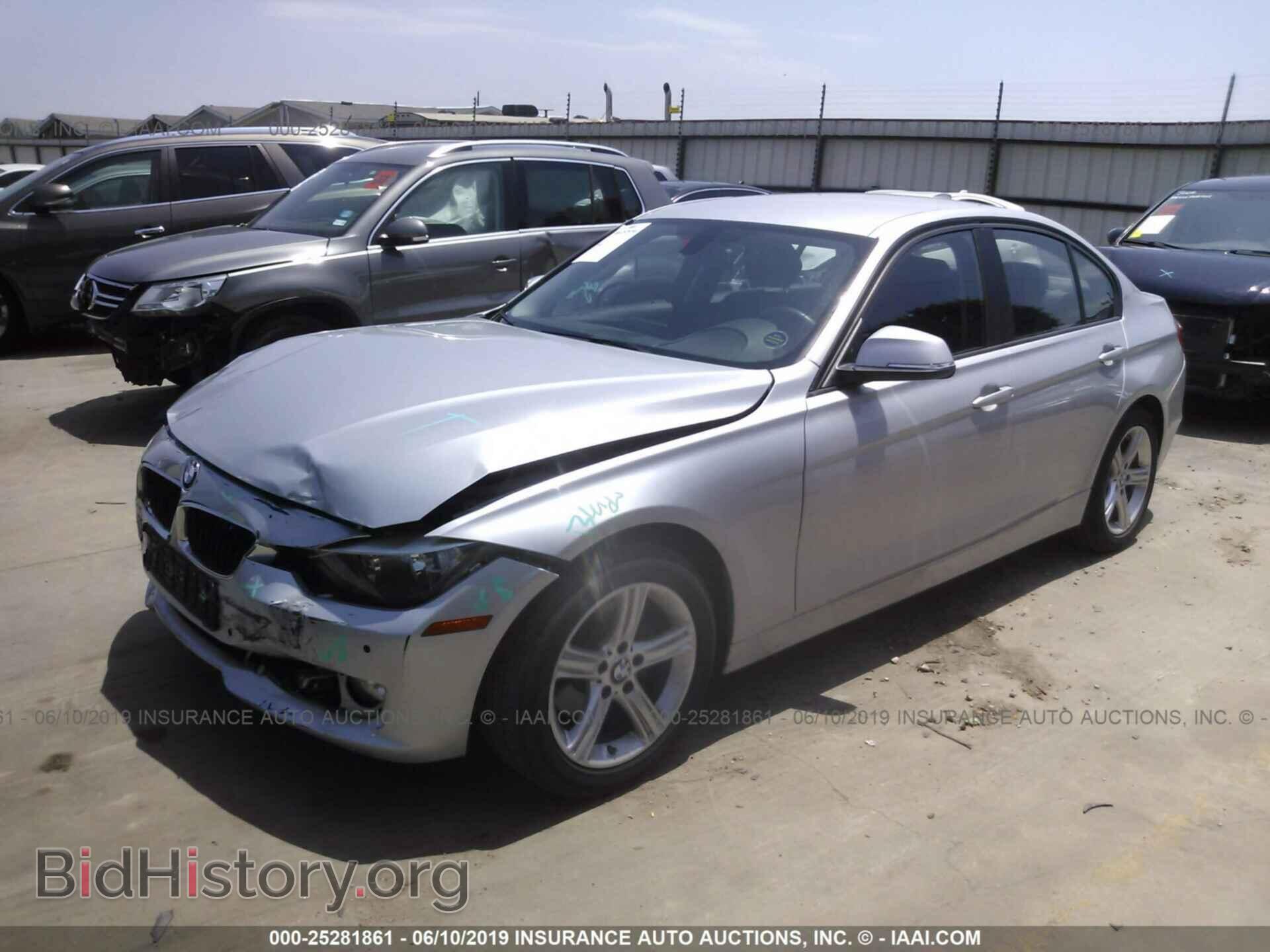 2014 BMW 320 - VIN: WBA3C3C58EF987445 - Photo 2