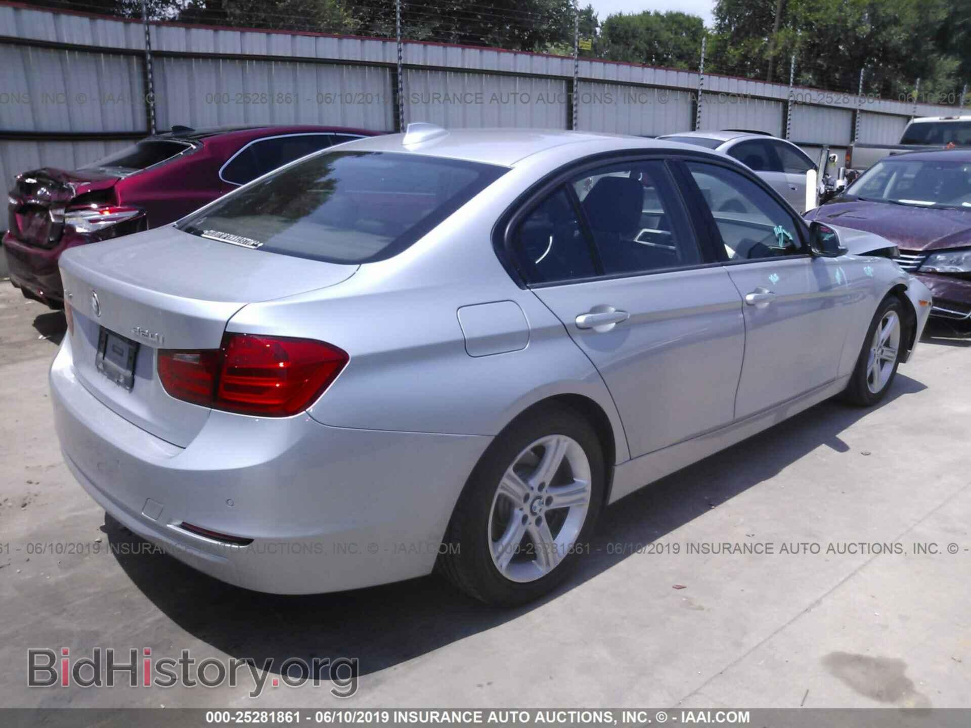2014 BMW 320 - VIN: WBA3C3C58EF987445 - Photo 4