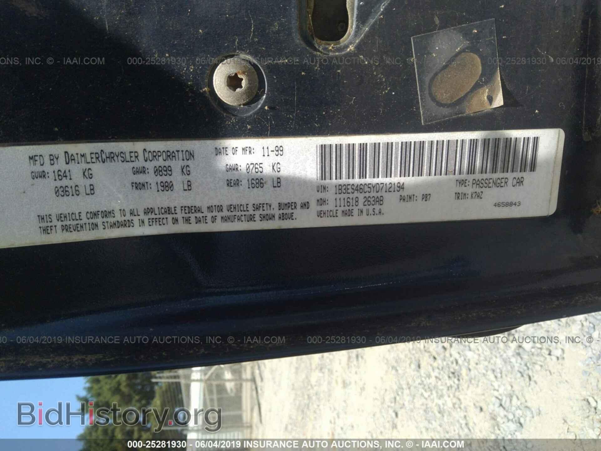 2000 Dodge Neon - VIN: 1B3ES46C5YD712194 - Photo 9