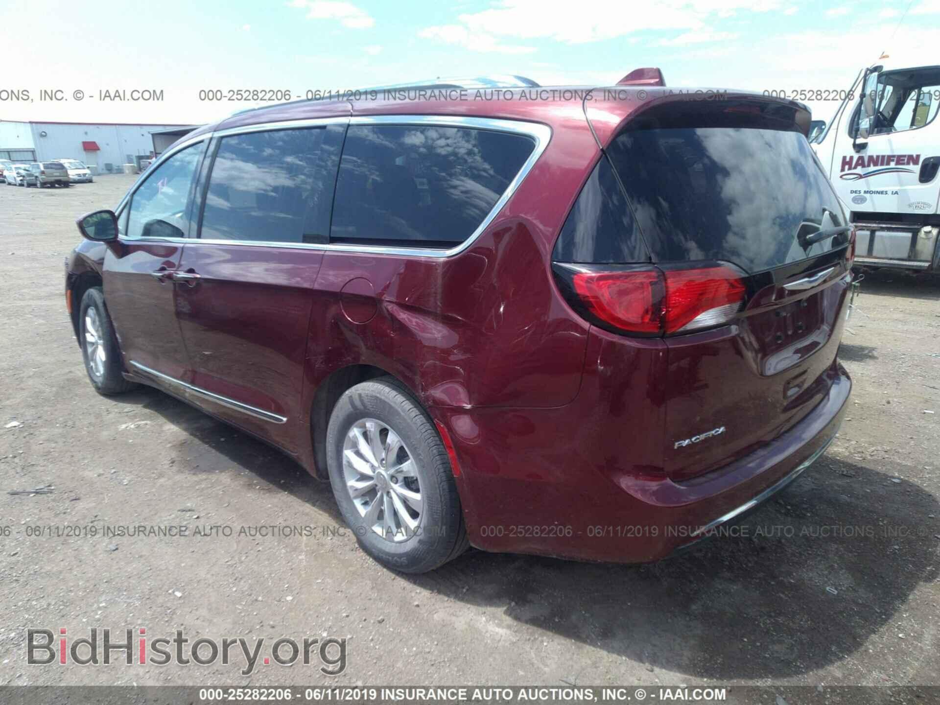 2018 CHRYSLER PACIFICA - VIN: 2C4RC1EG2JR355141 - Фото 3