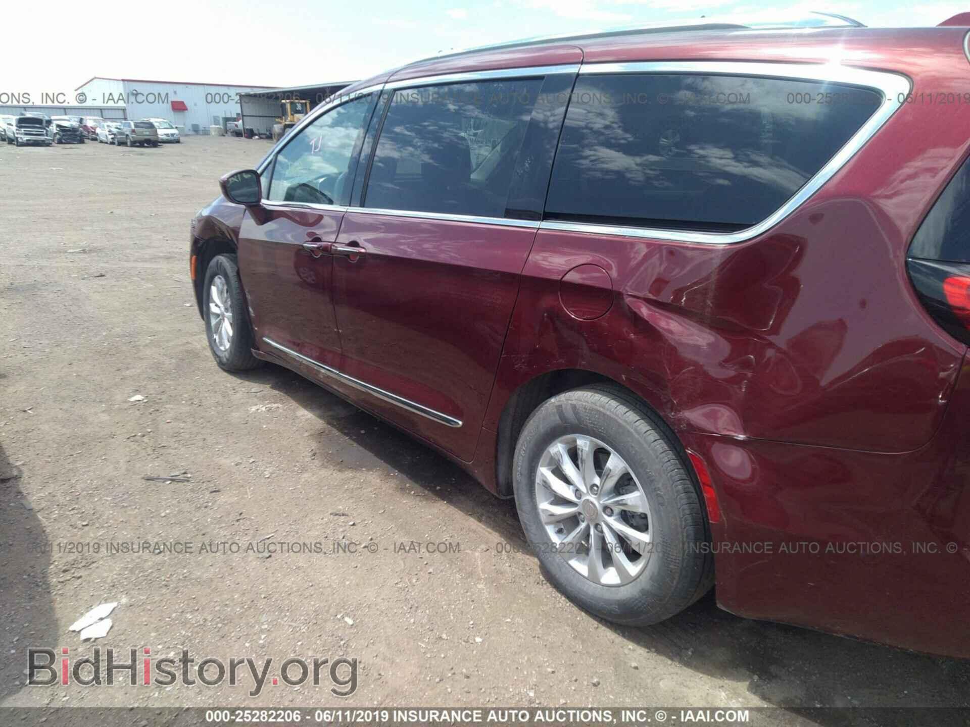 2018 CHRYSLER PACIFICA - VIN: 2C4RC1EG2JR355141 - Фото 6