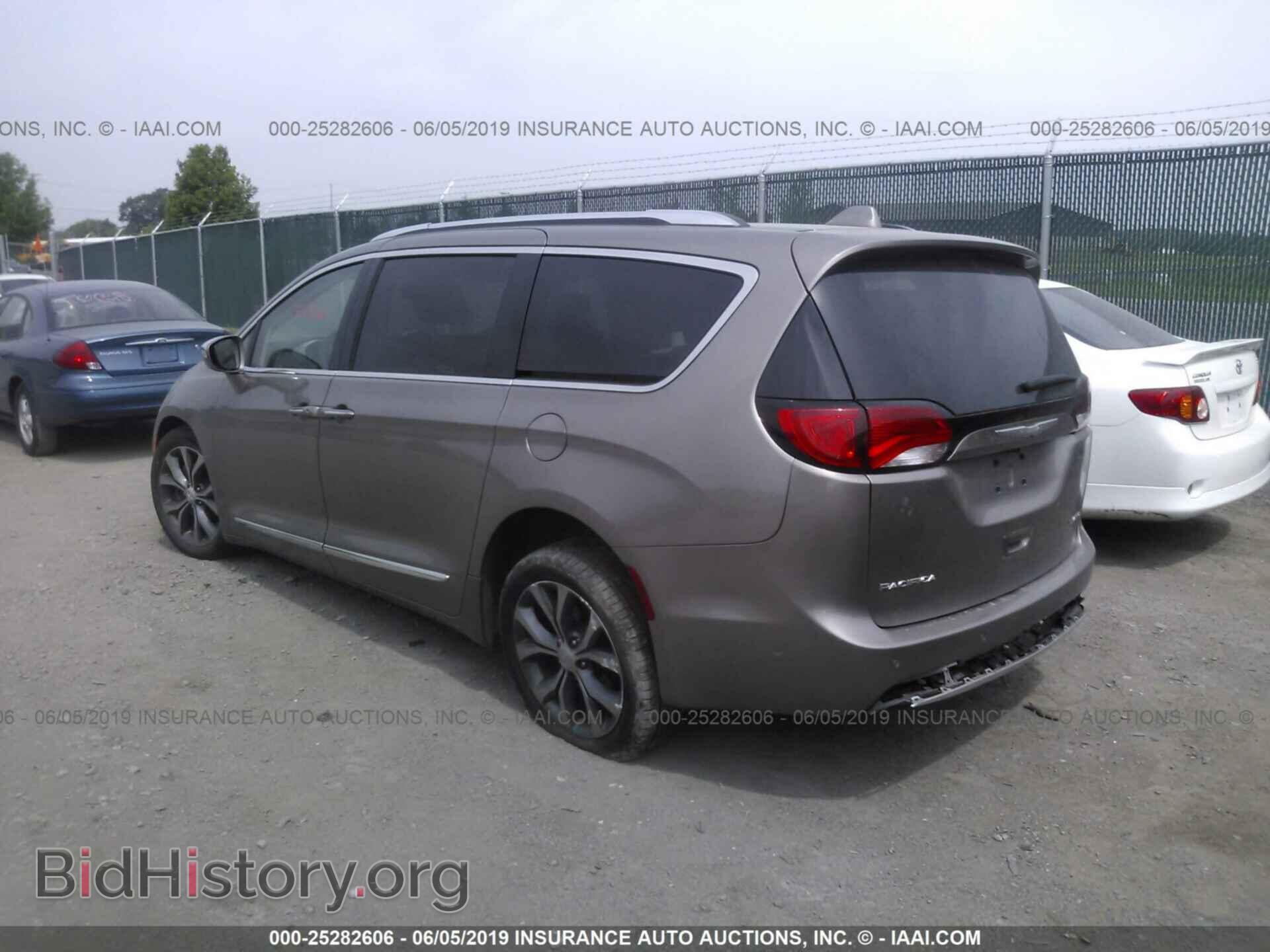 2017 CHRYSLER PACIFICA - VIN: 2C4RC1GG6HR822035 - Фото 3