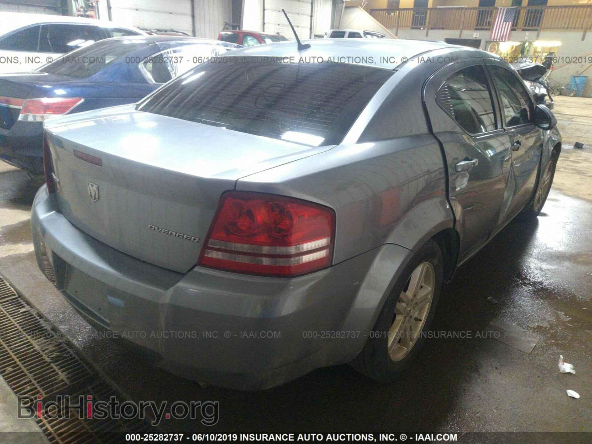 2010 DODGE AVENGER - VIN: 1B3CC1FB9AN226918 - Photo 4