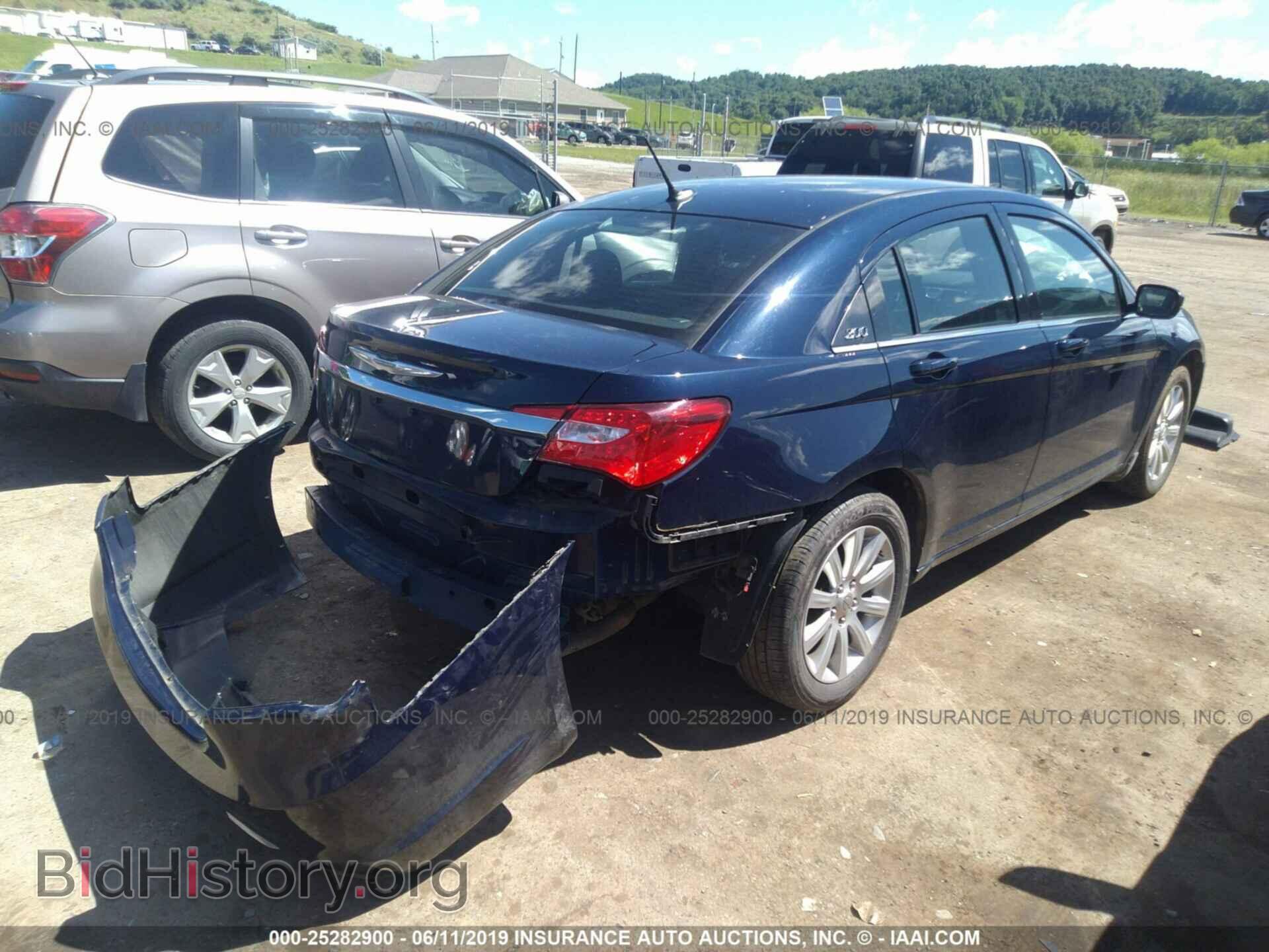 2013 CHRYSLER 200 - VIN: 1C3CCBBB9DN726452 - Фото 4