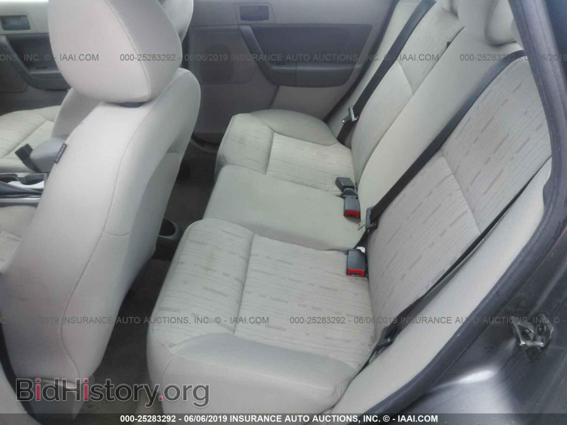 2011 FORD FOCUS - VIN: 1FAHP3FN7BW186130 - Photo 8