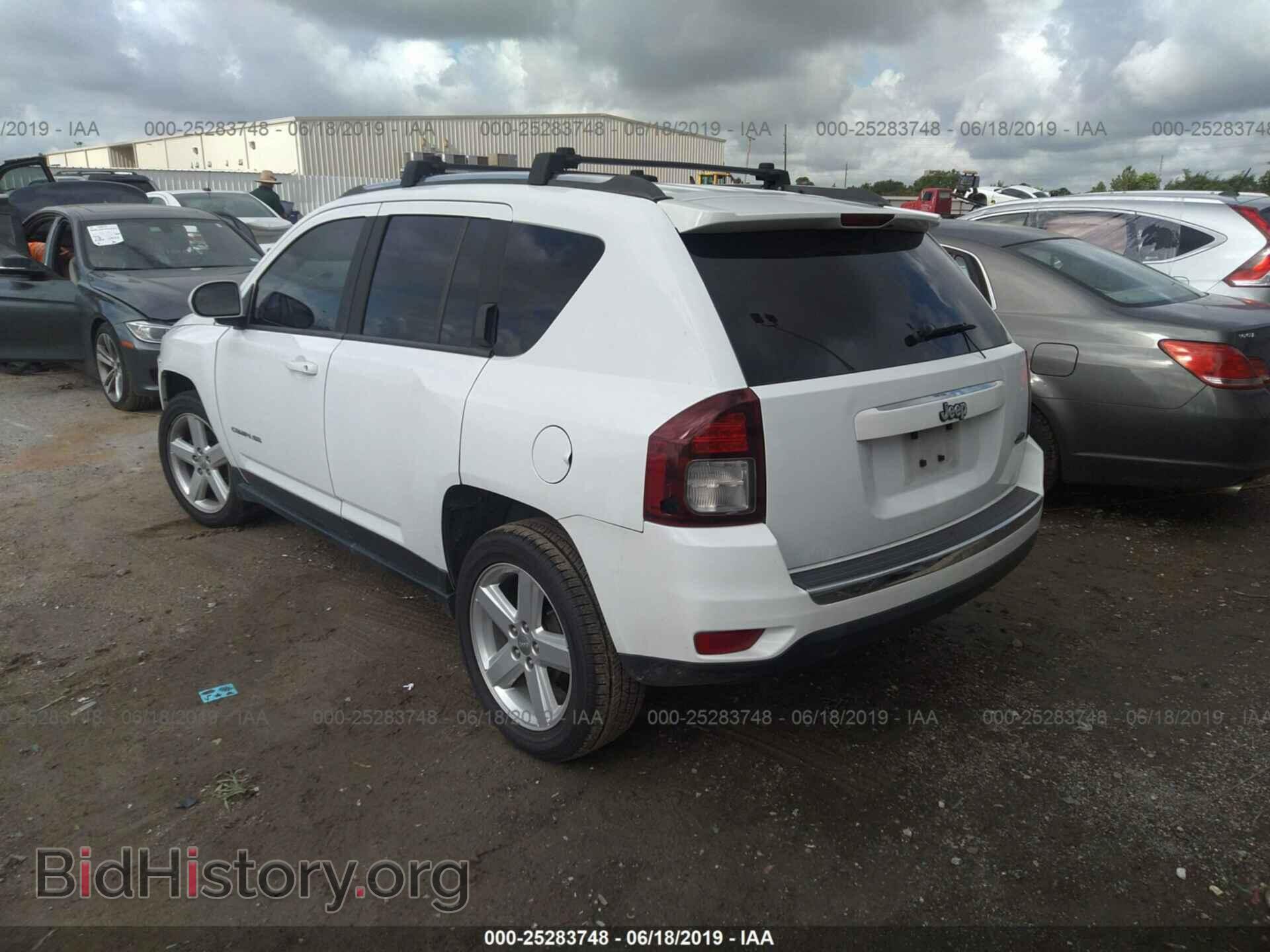 2014 JEEP COMPASS - VIN: 1C4NJCEA4ED831247 - Photo 3